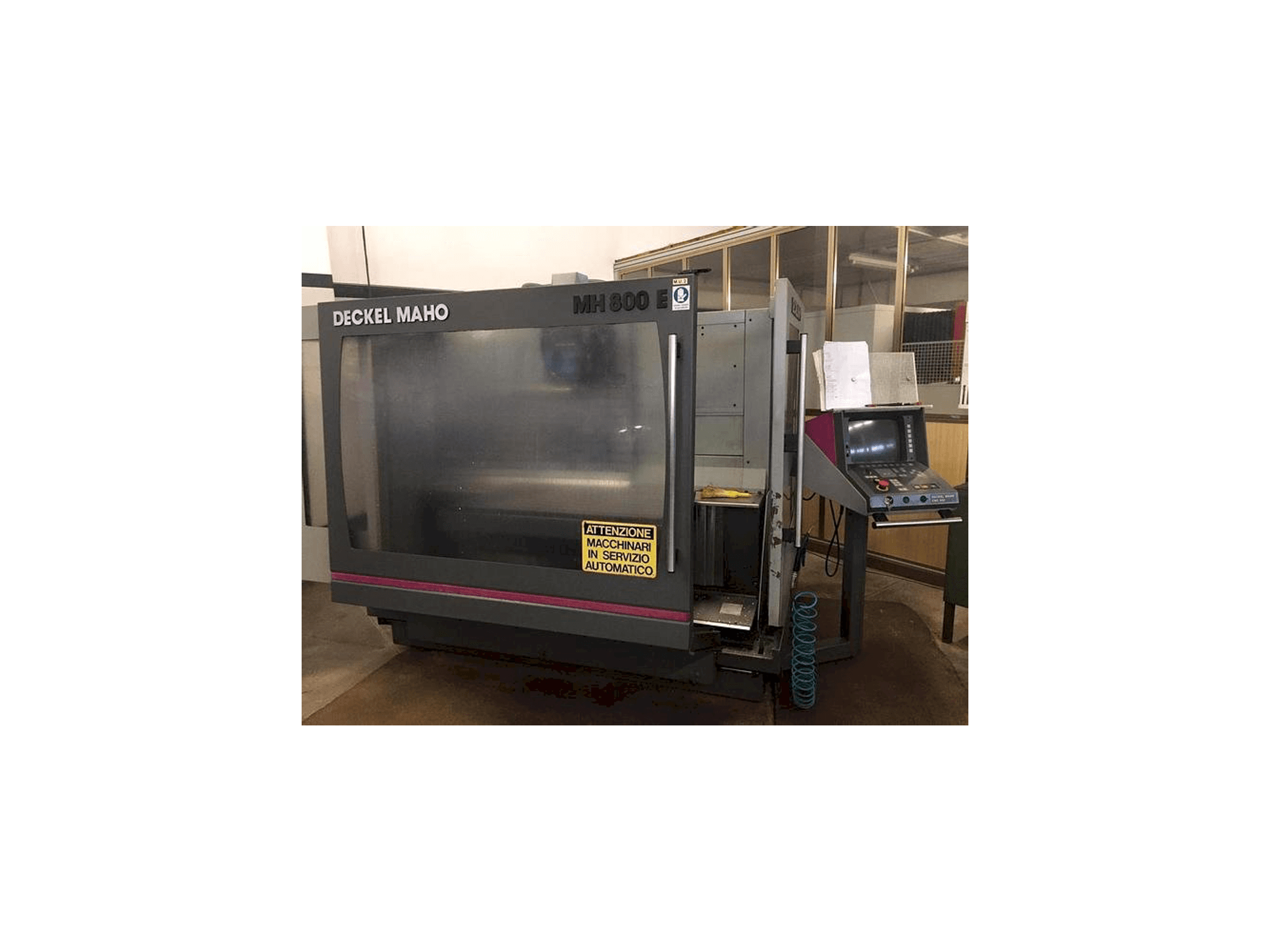 Frontansicht der DECKEL MAHO MH800E Maschine