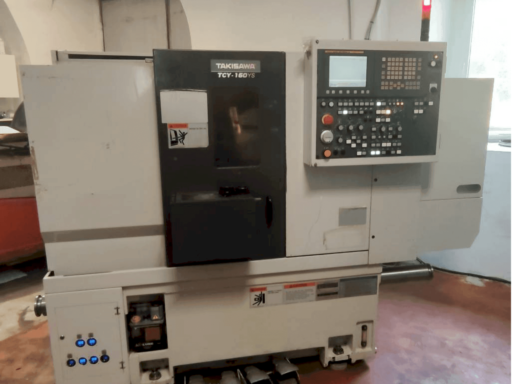Frontansicht der Takisawa TCY-160YS L3 Maschine