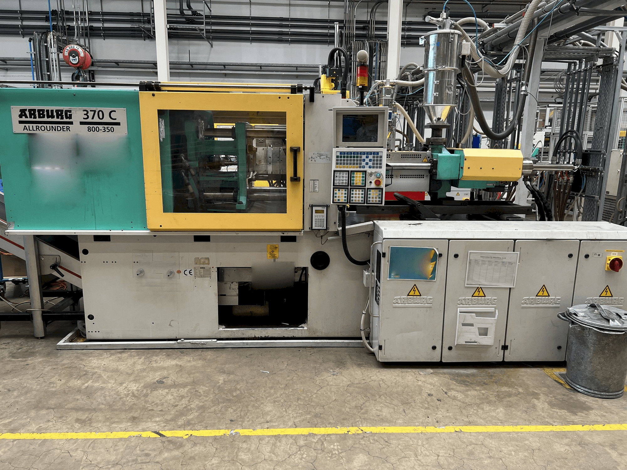 Frontansicht der Arburg 370C-800-350 Maschine