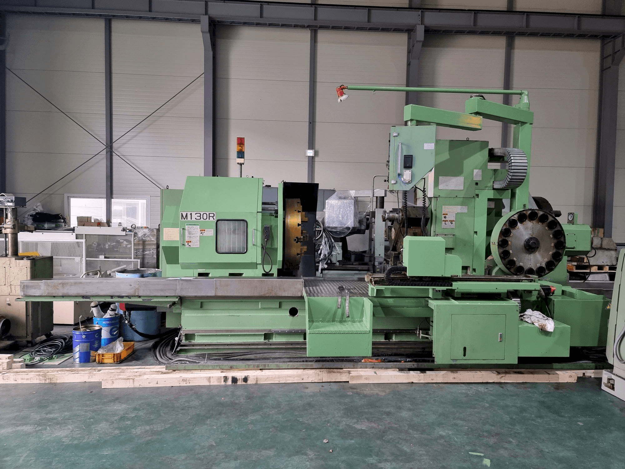 Frontansicht der DAINICHI M 130R Maschine