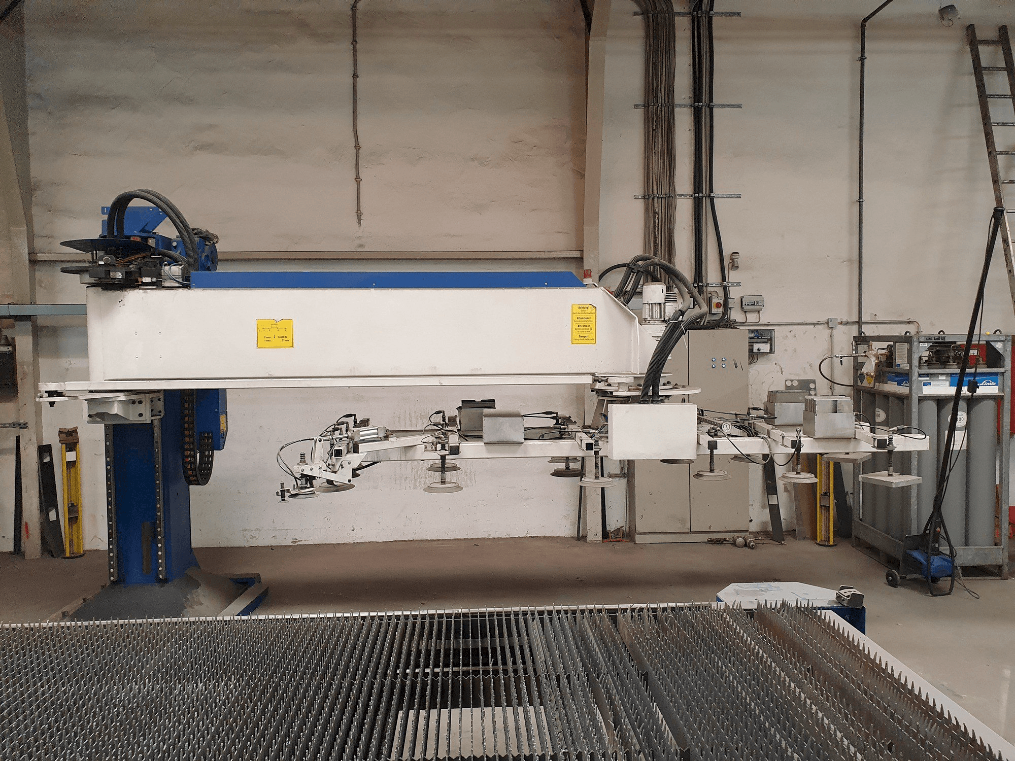 Frontansicht der Trumpf TRUMATIC L 4050 Maschine