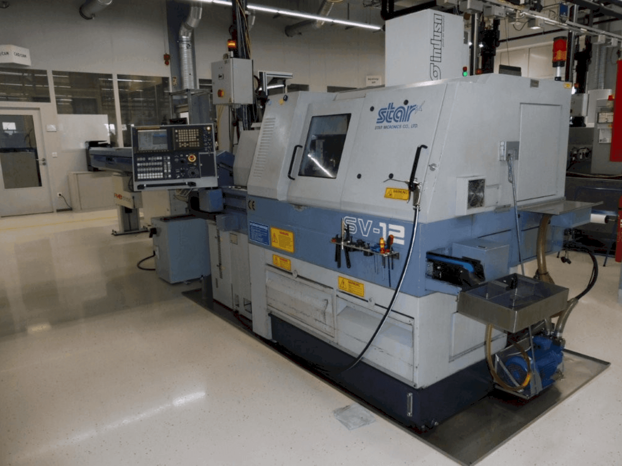Frontansicht der STAR MICRONICS SV-12 Maschine