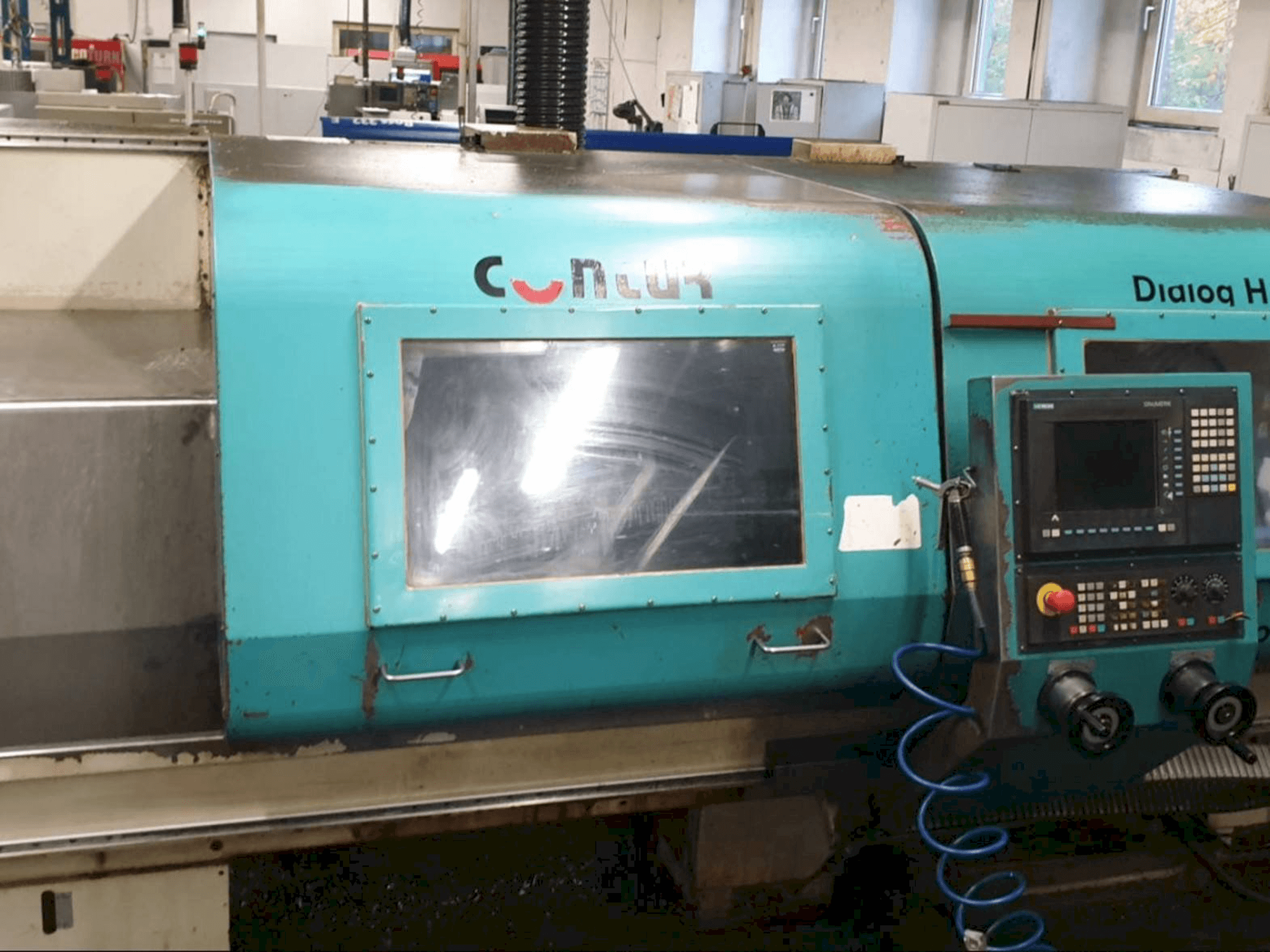 Frontansicht der Saeilo H560 Maschine