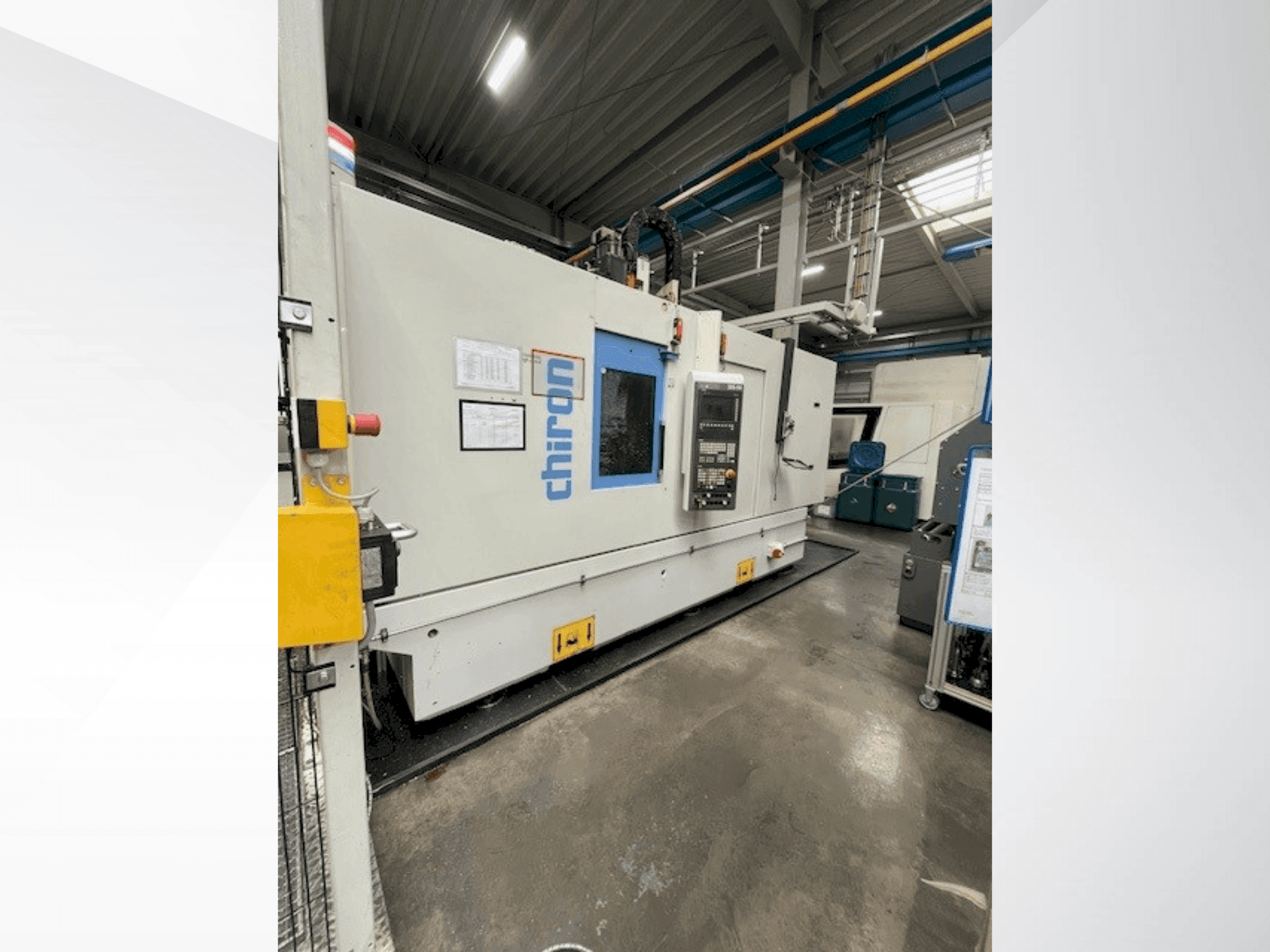 Frontansicht der CHIRON DZ18W Maschine