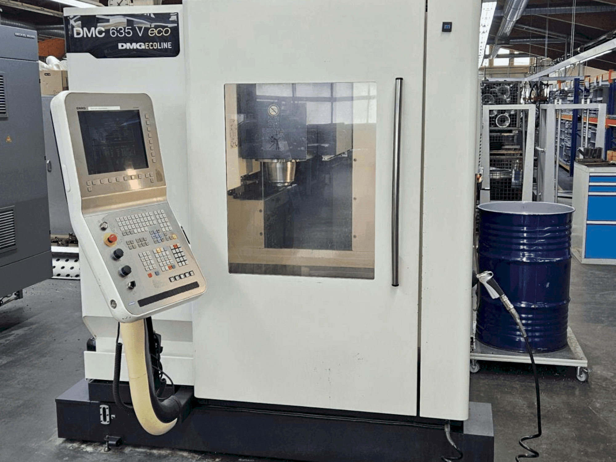 Frontansicht der DMG DECKEL MAHO DMC 635V eco Maschine