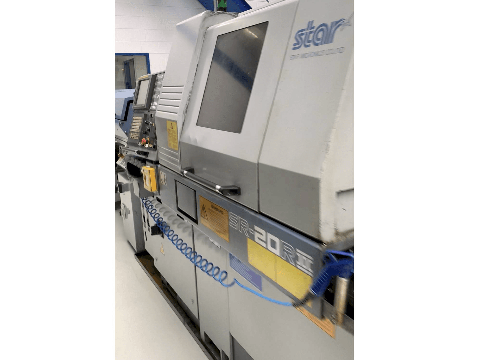 Frontansicht der Star SR-20R II Maschine