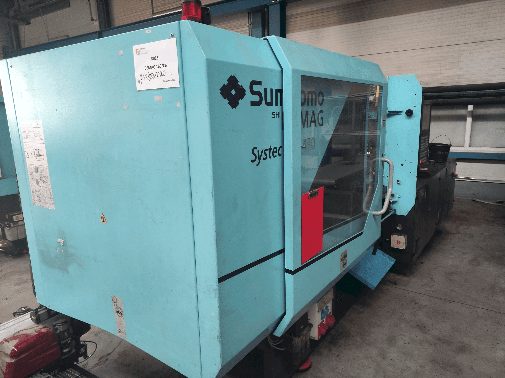 Frontansicht der DEMAG Systec 160-520/430 Maschine