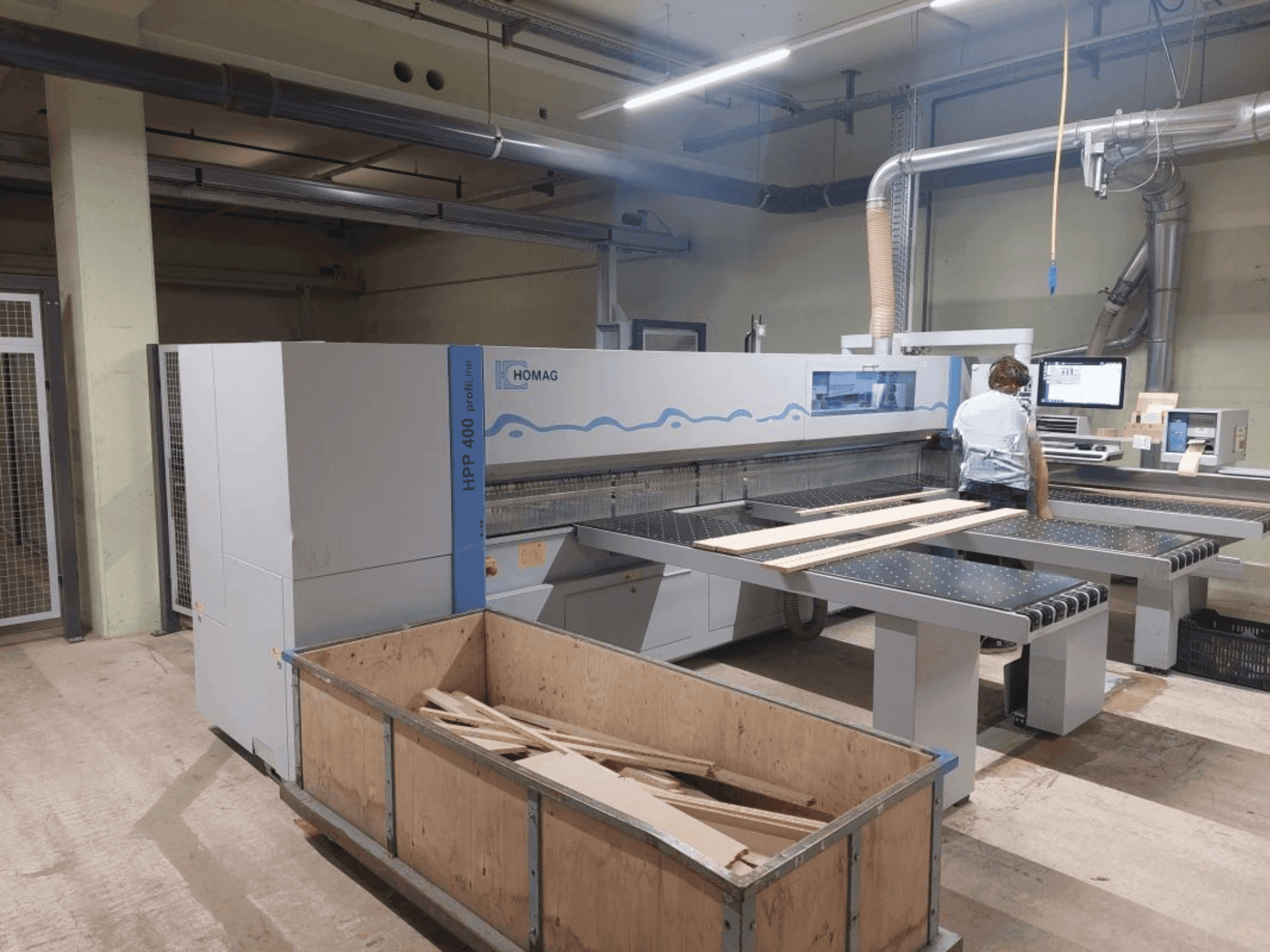 Frontansicht der HOMAG HPP 400 profiLine Maschine