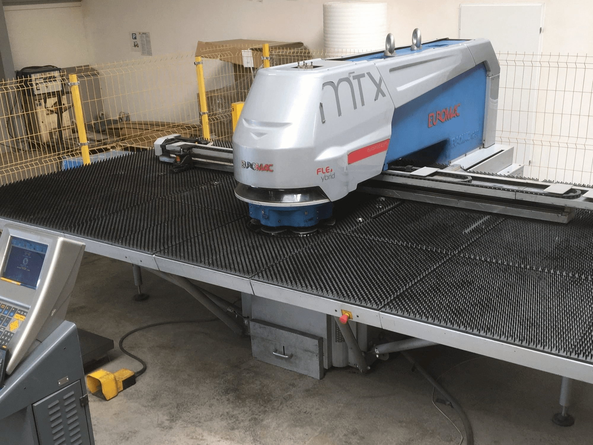 Frontansicht der Euromac MTX FLEX 6 Maschine