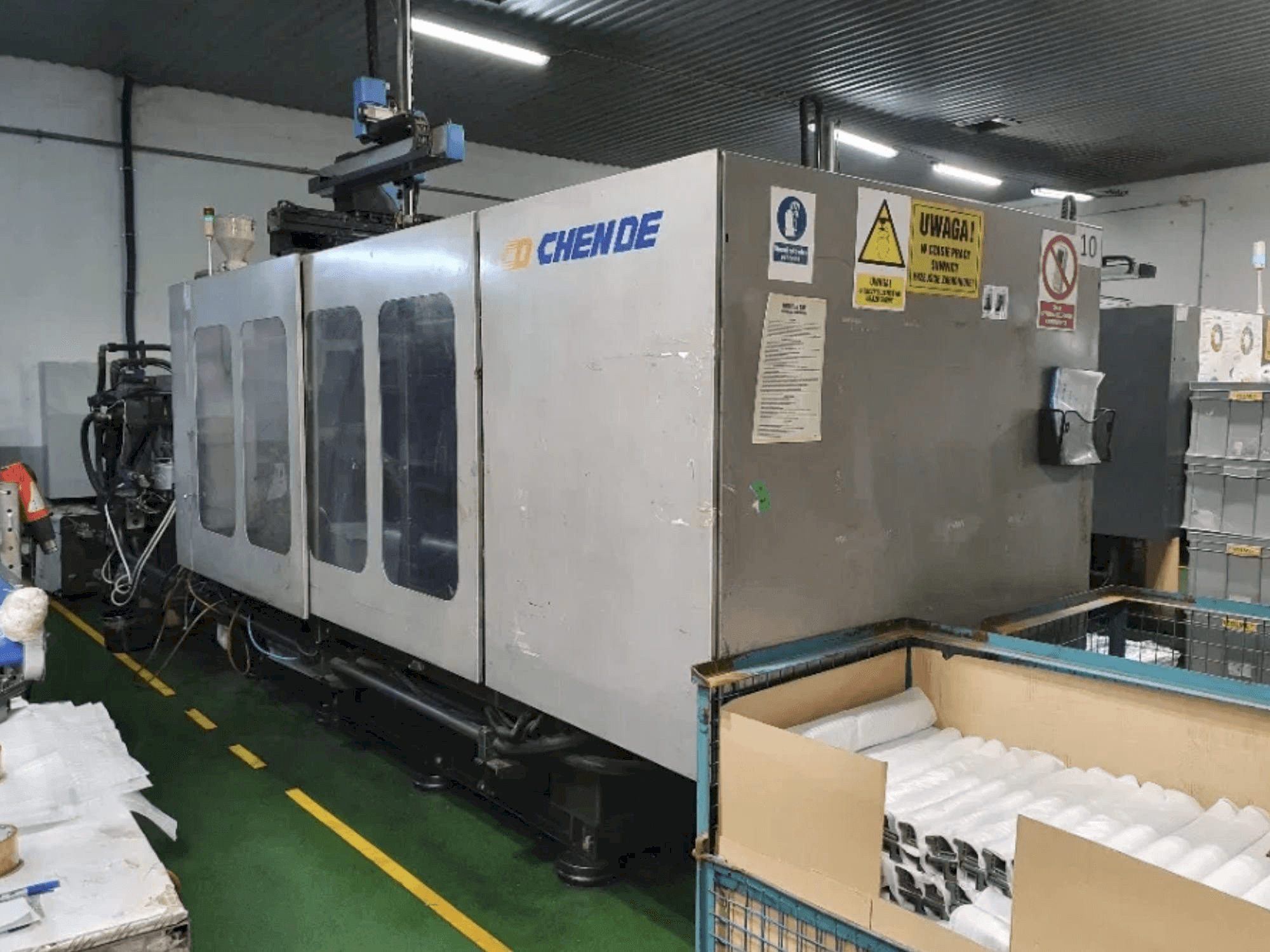 Frontansicht der CHENDE CJ480M3V Maschine