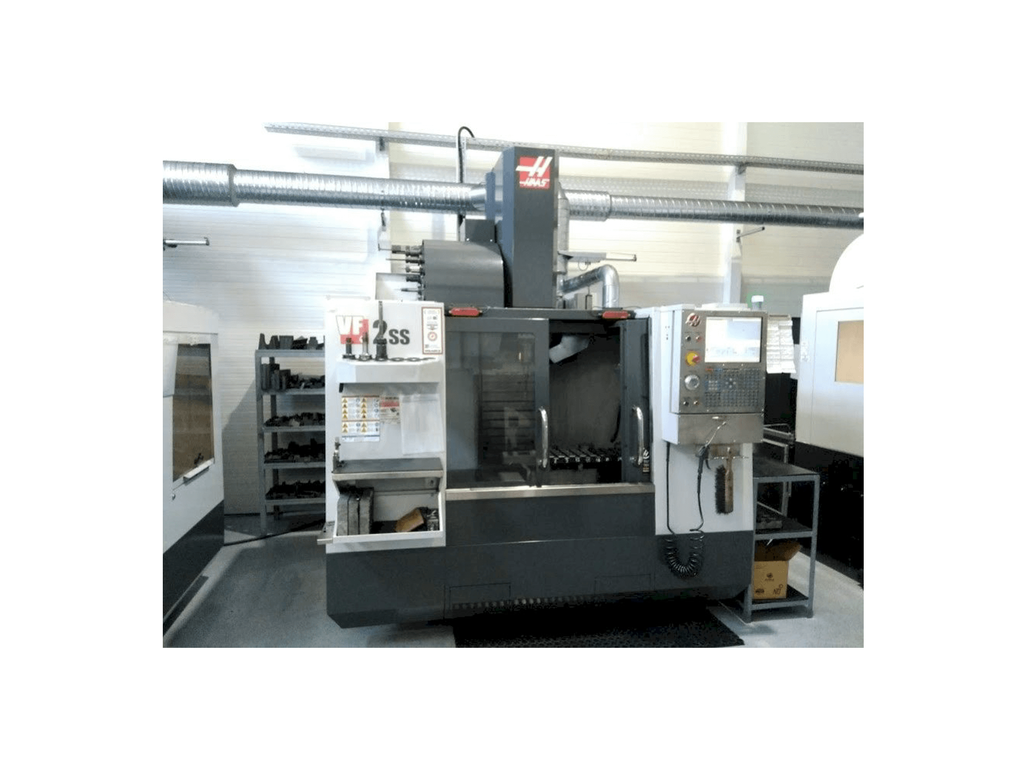 Frontansicht der HAAS VF2 SS Maschine
