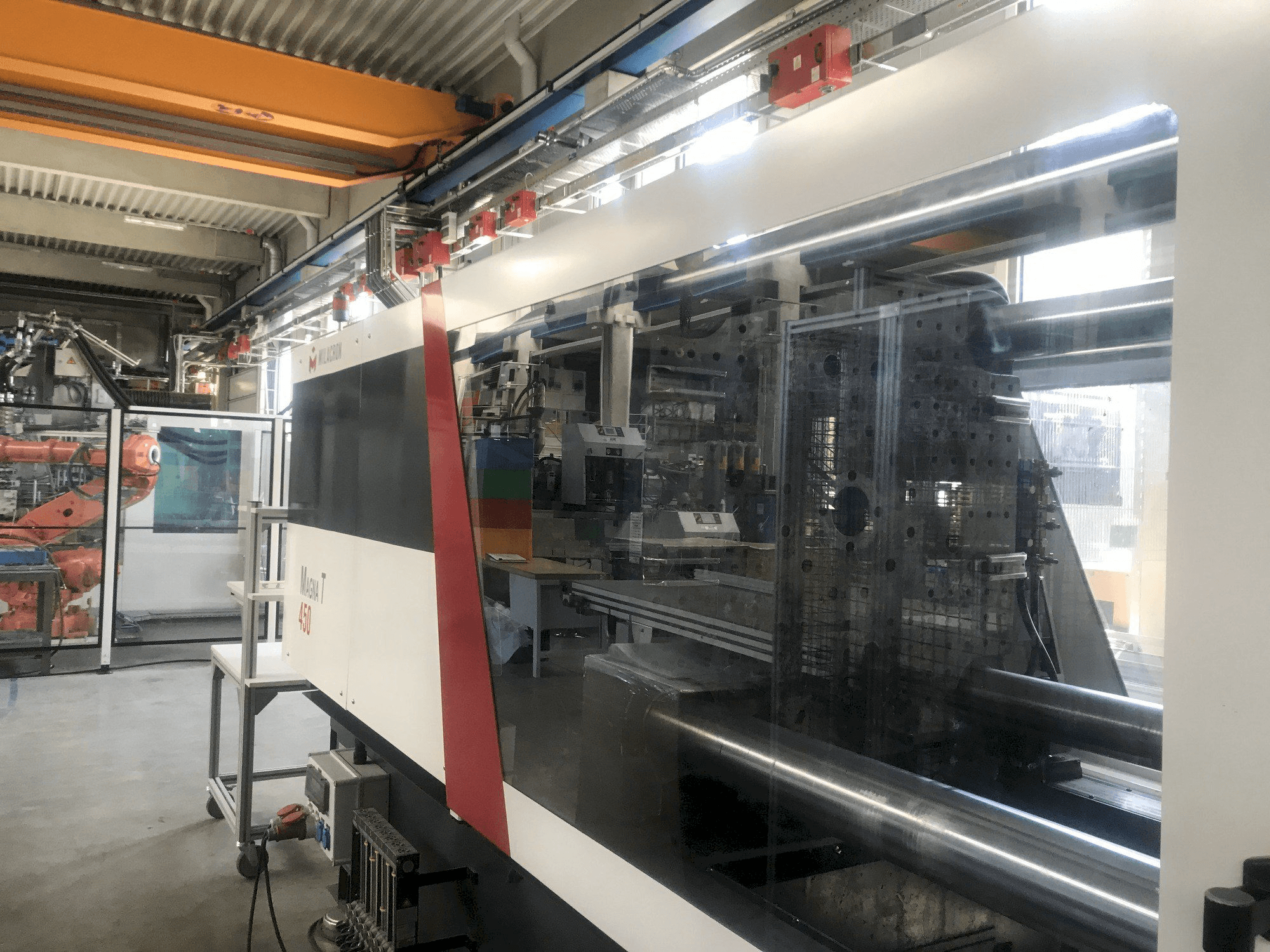 Frontansicht der Ferromatik MTS 450-2290 Maschine