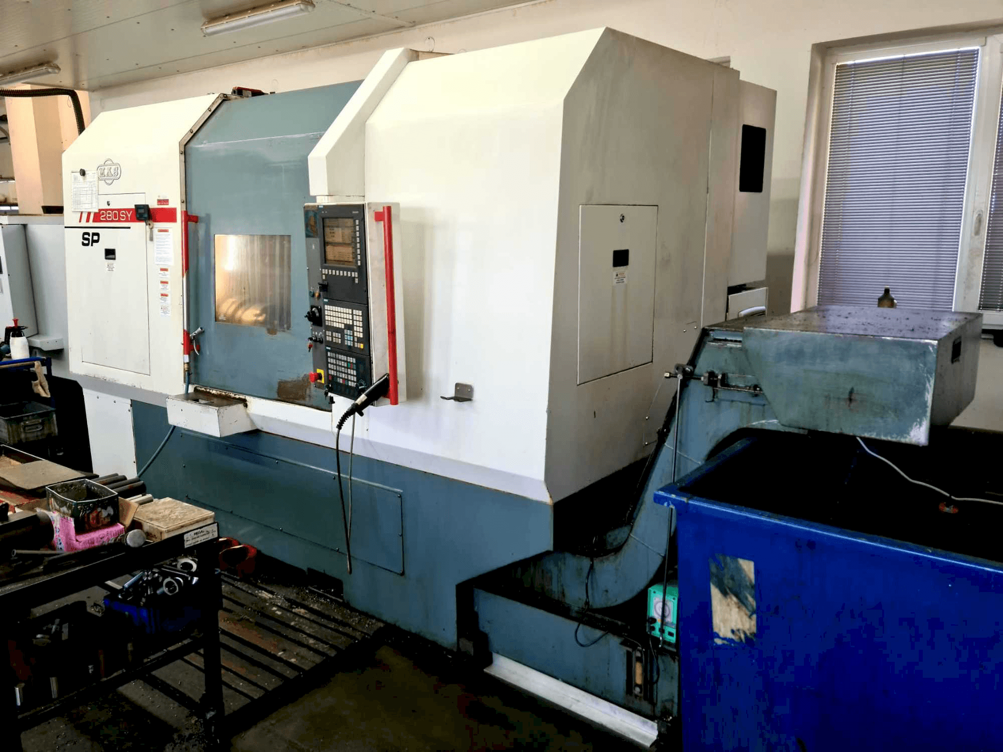 Frontansicht der KOVOSVIT MAS SP 280 SY Maschine