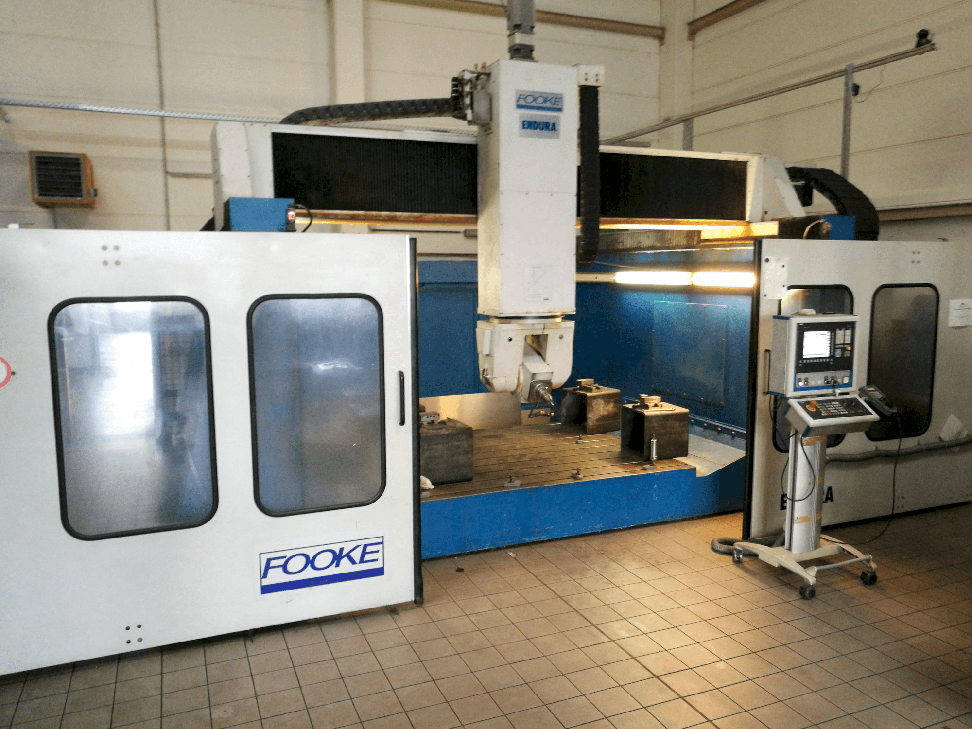 Frontansicht der FOOKE ENDURA 5-20/25/07/5-30 Maschine