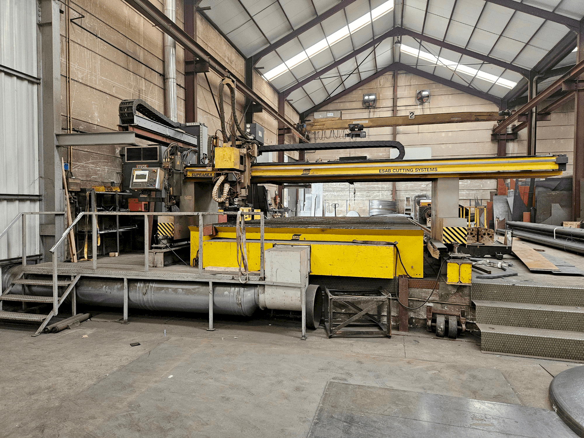 Frontansicht der ESAB SXE-P3 4500 Maschine