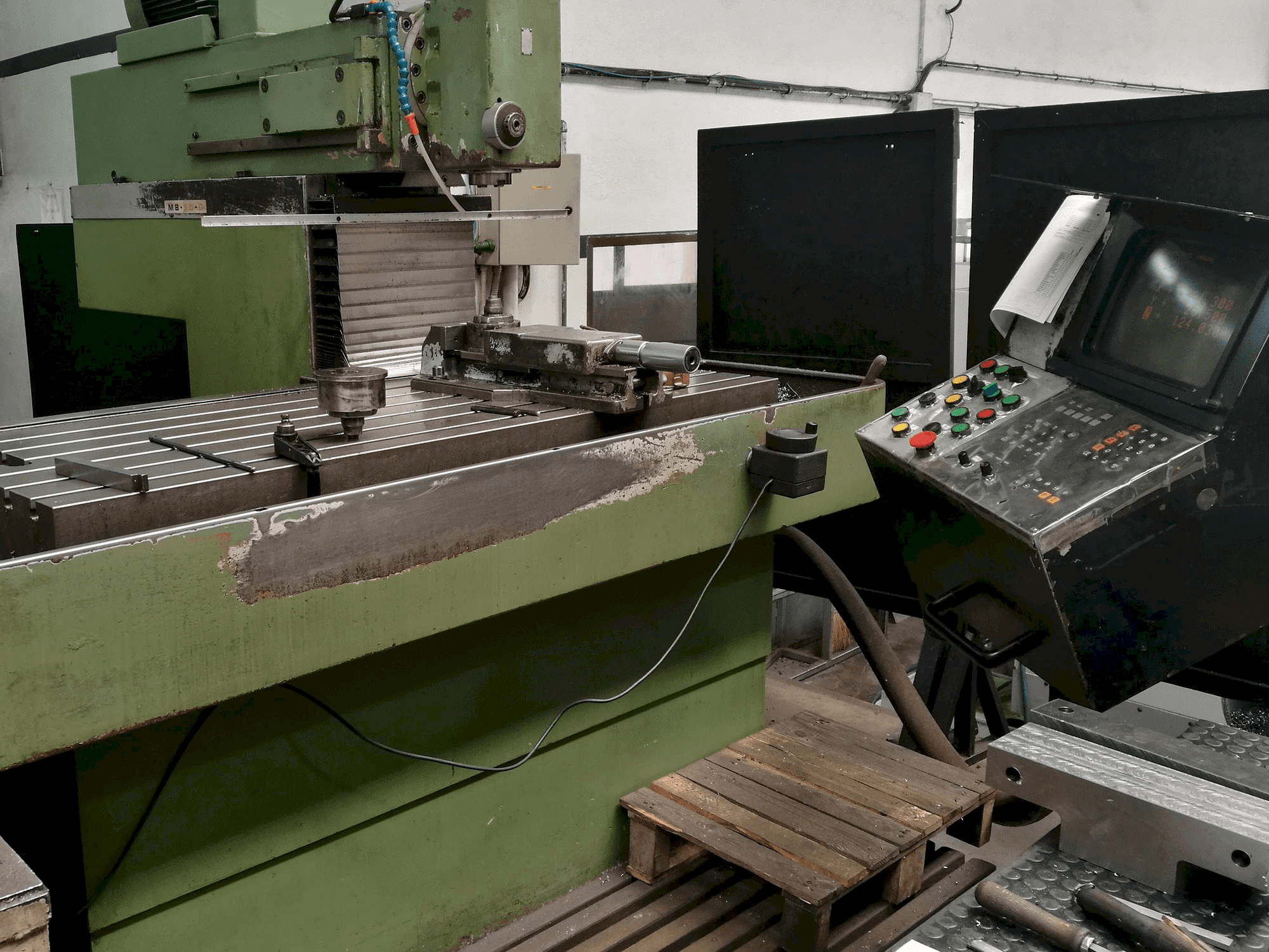 Frontansicht der Metba MB50-D Maschine