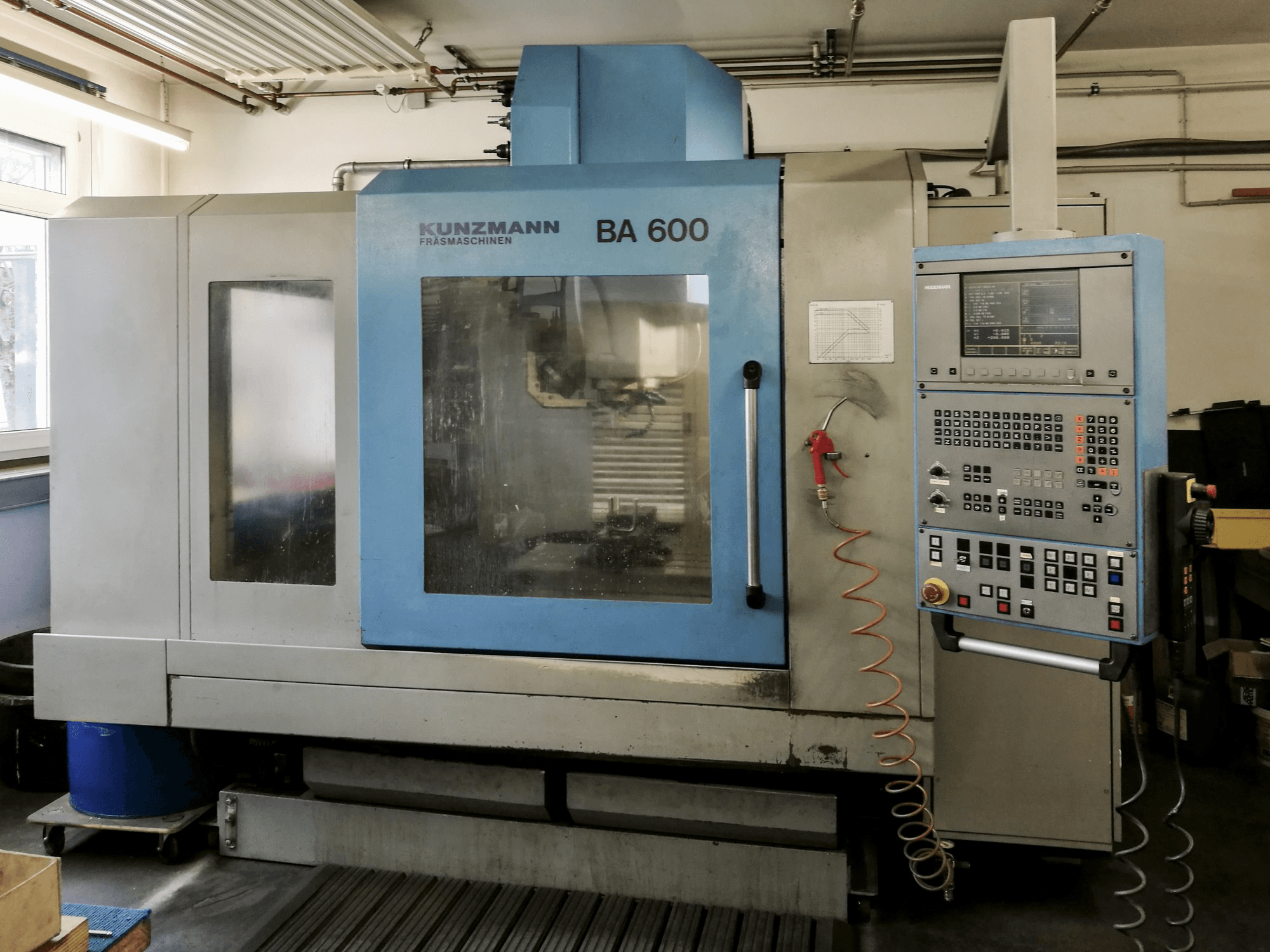 Frontansicht der KUNZMANN BA600 Maschine
