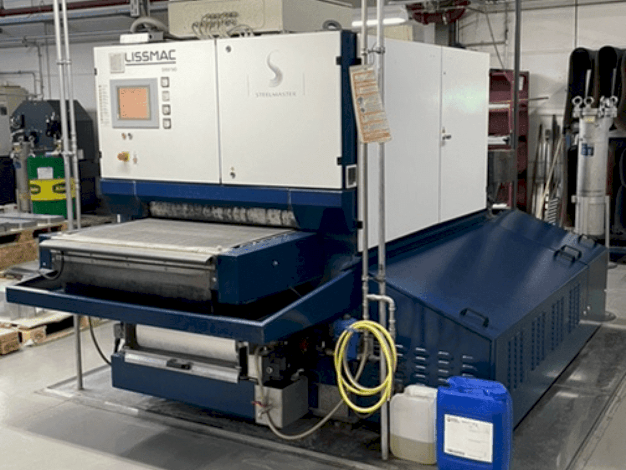 Frontansicht der LISSMAC SMW 543 RTTB Maschine