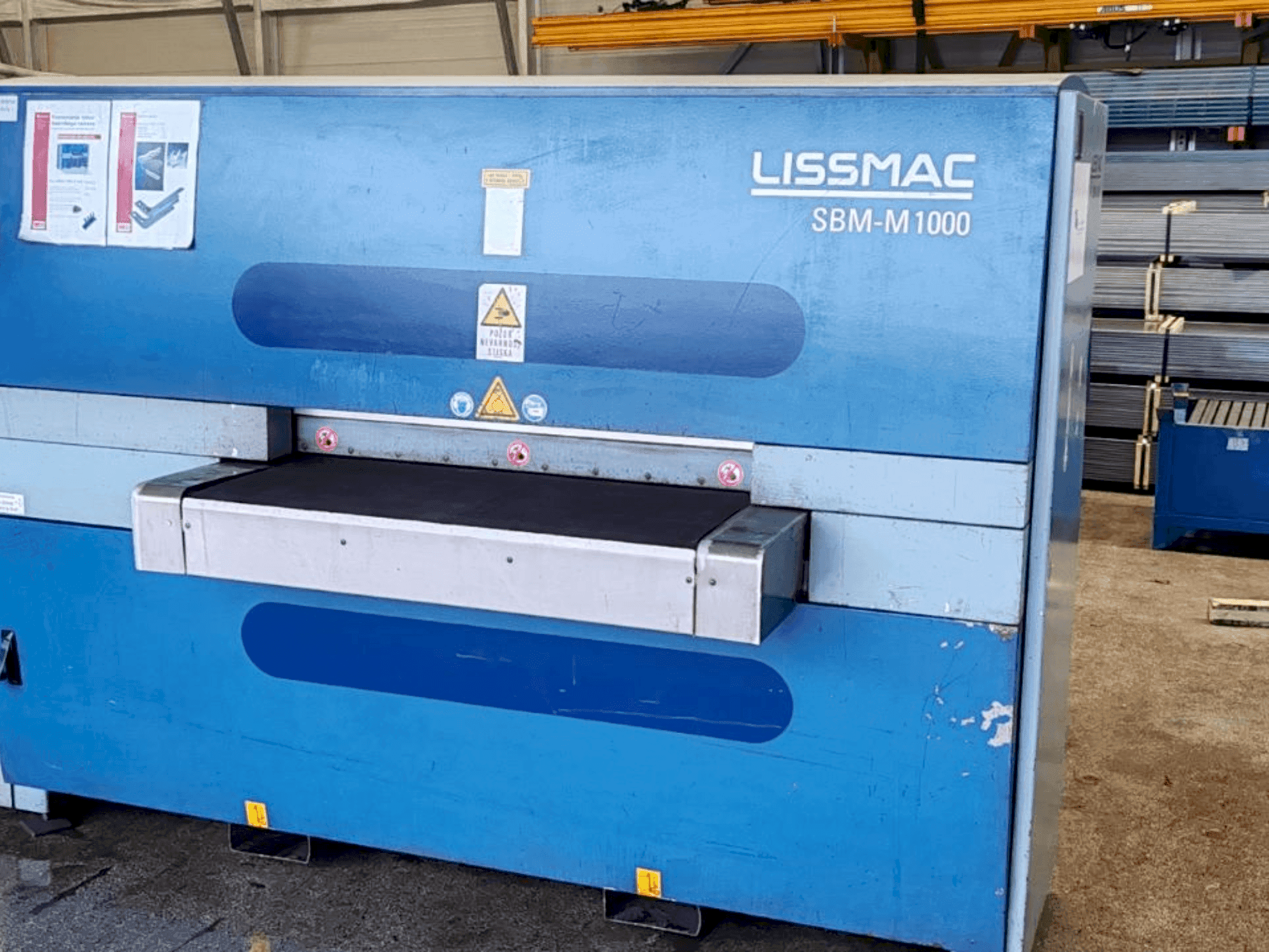 Frontansicht der LISSMAC SBM-M 1000 B2 Maschine