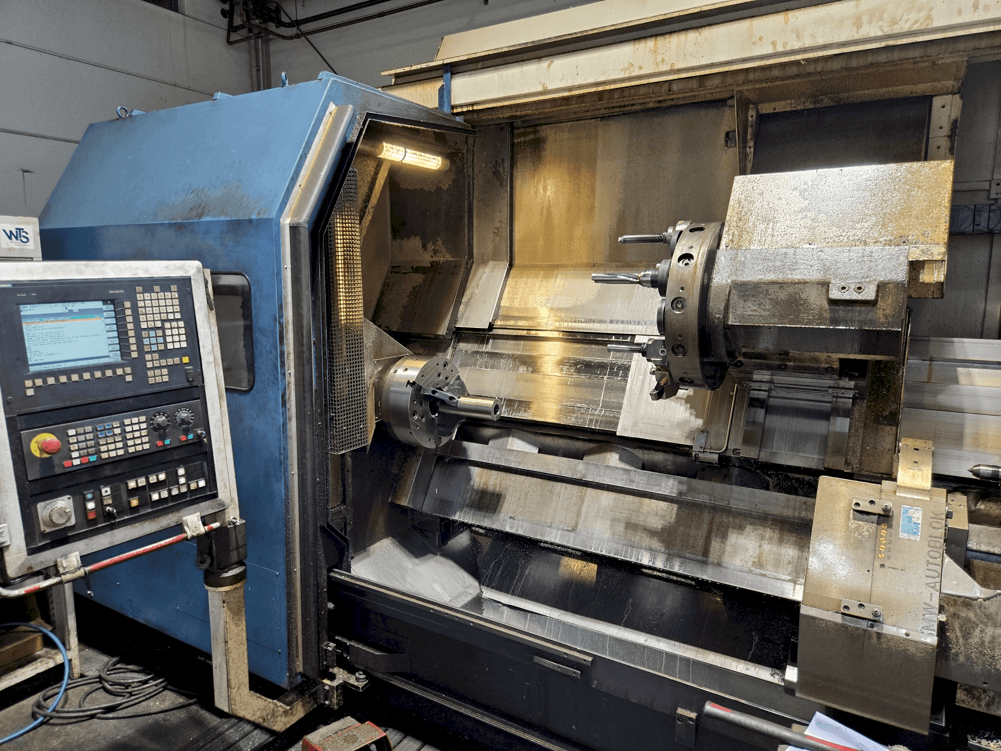 Frontansicht der HEYNUMAT 21 U/2500 Maschine