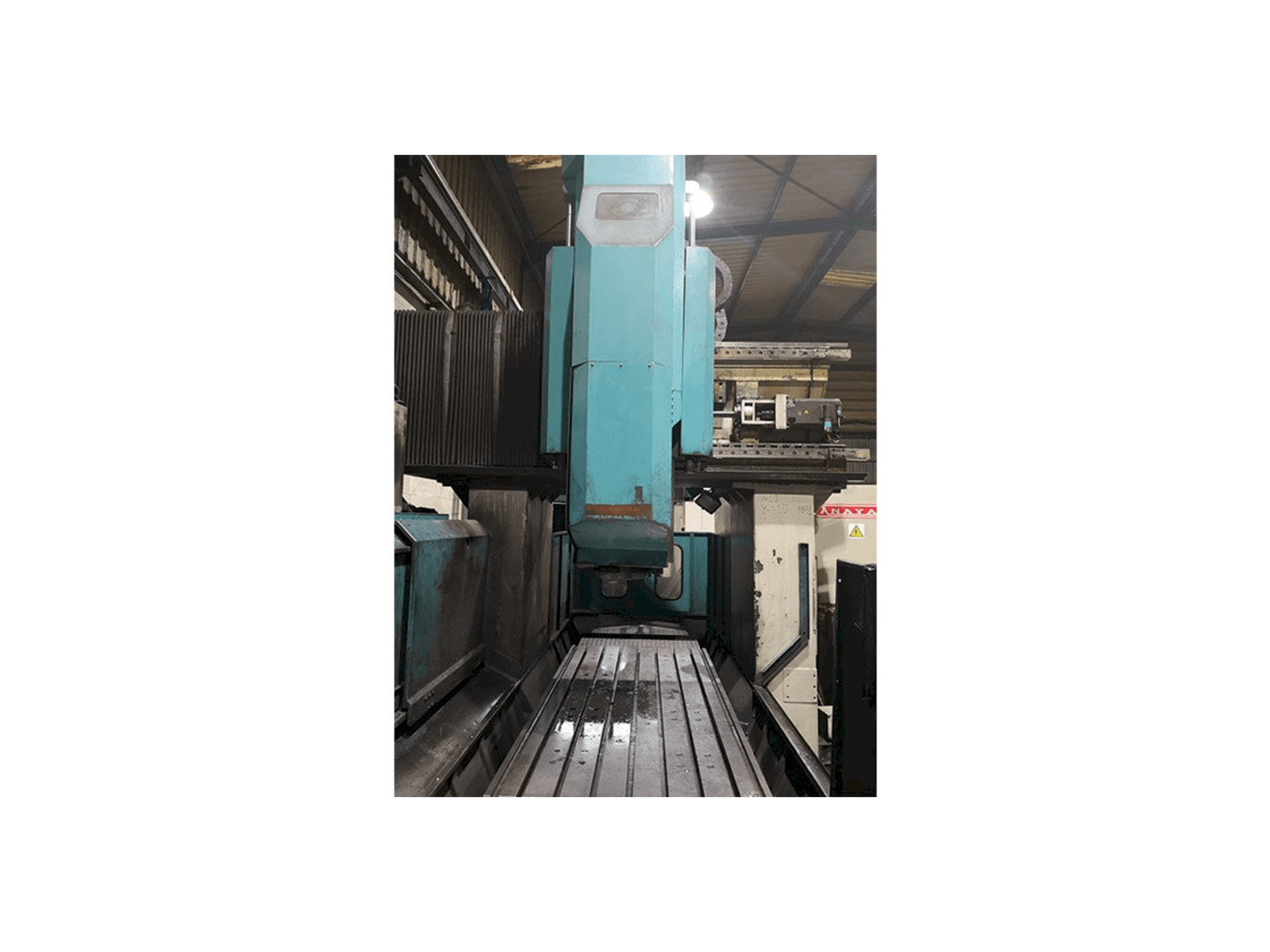 Frontansicht der ANAYAK P-2000 Maschine