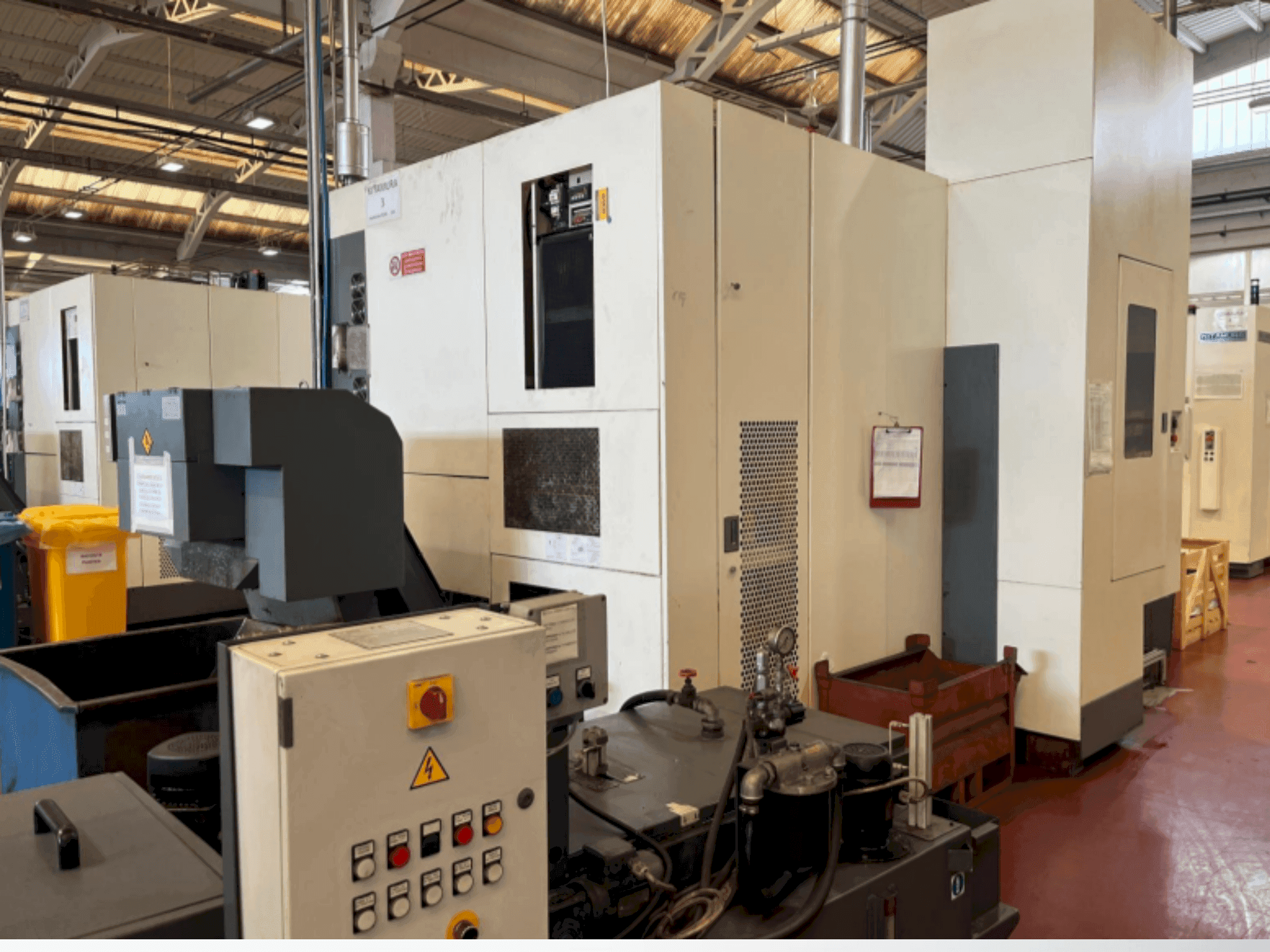 Frontansicht der Kitamura Mycenter-HX500iTGA Maschine