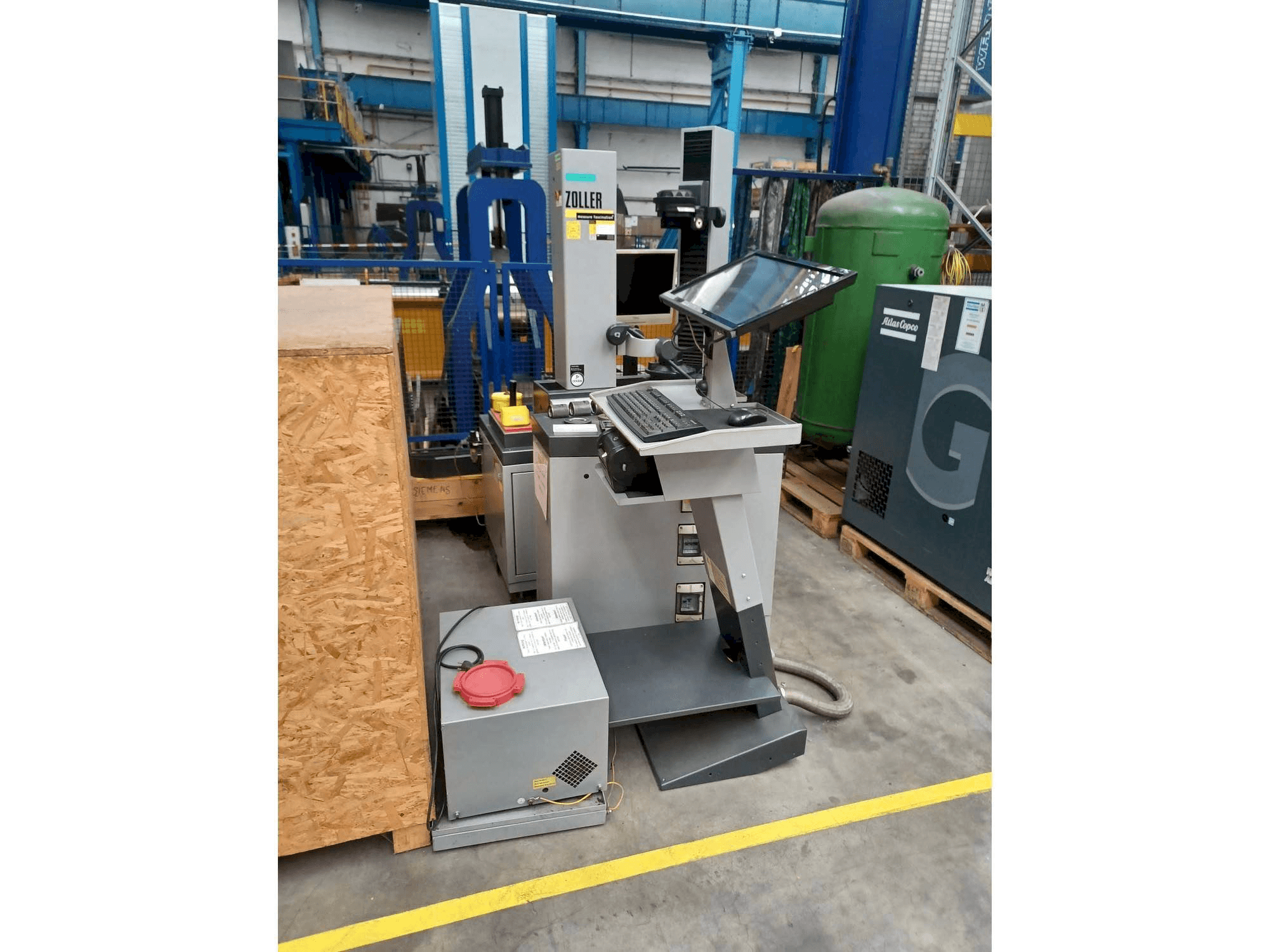 Frontansicht der Zoller R460C3-00137 Maschine