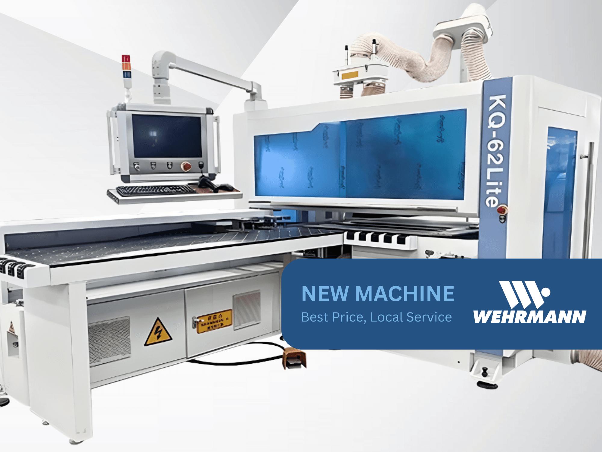 Wehrmann KQ-62Lite CNC-Maschine, Vorderansicht, mit Digitalanzeige, Bedienfeld und Förderband mit Sicherheitswarnschildern.