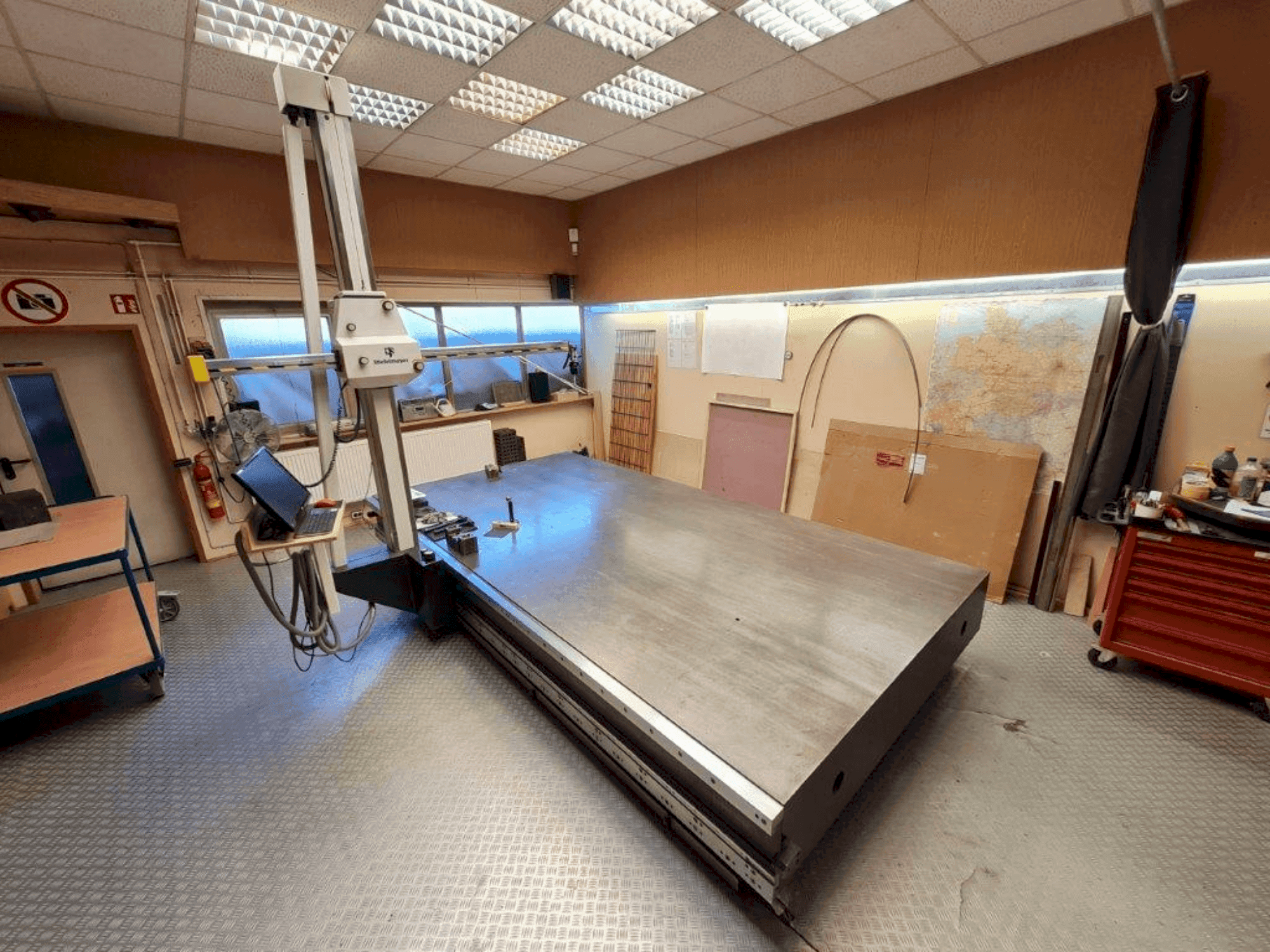 Frontansicht der Stiefelmayer C160 410632 Maschine