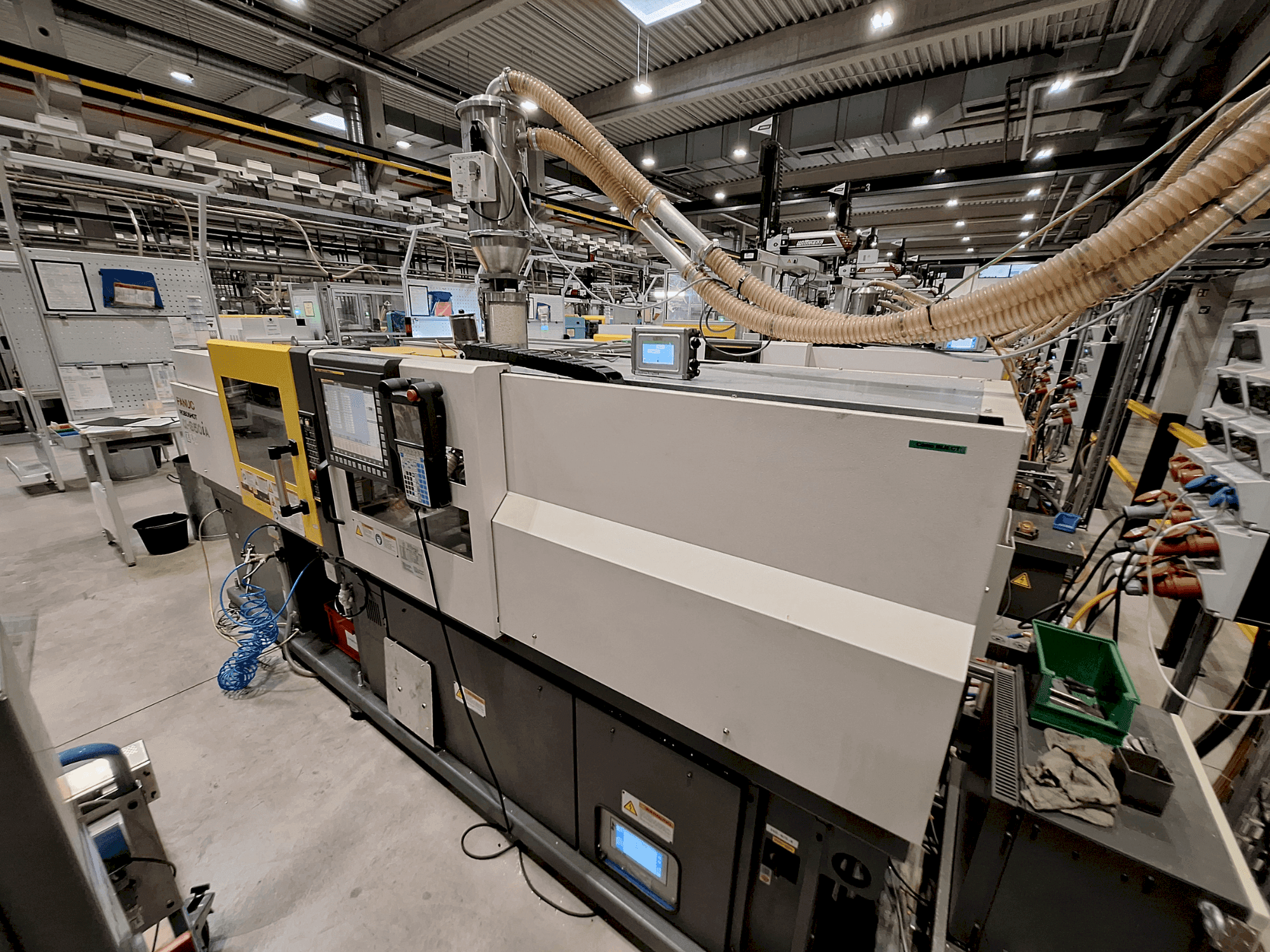 Frontansicht der FANUC Roboshot S50iA Maschine