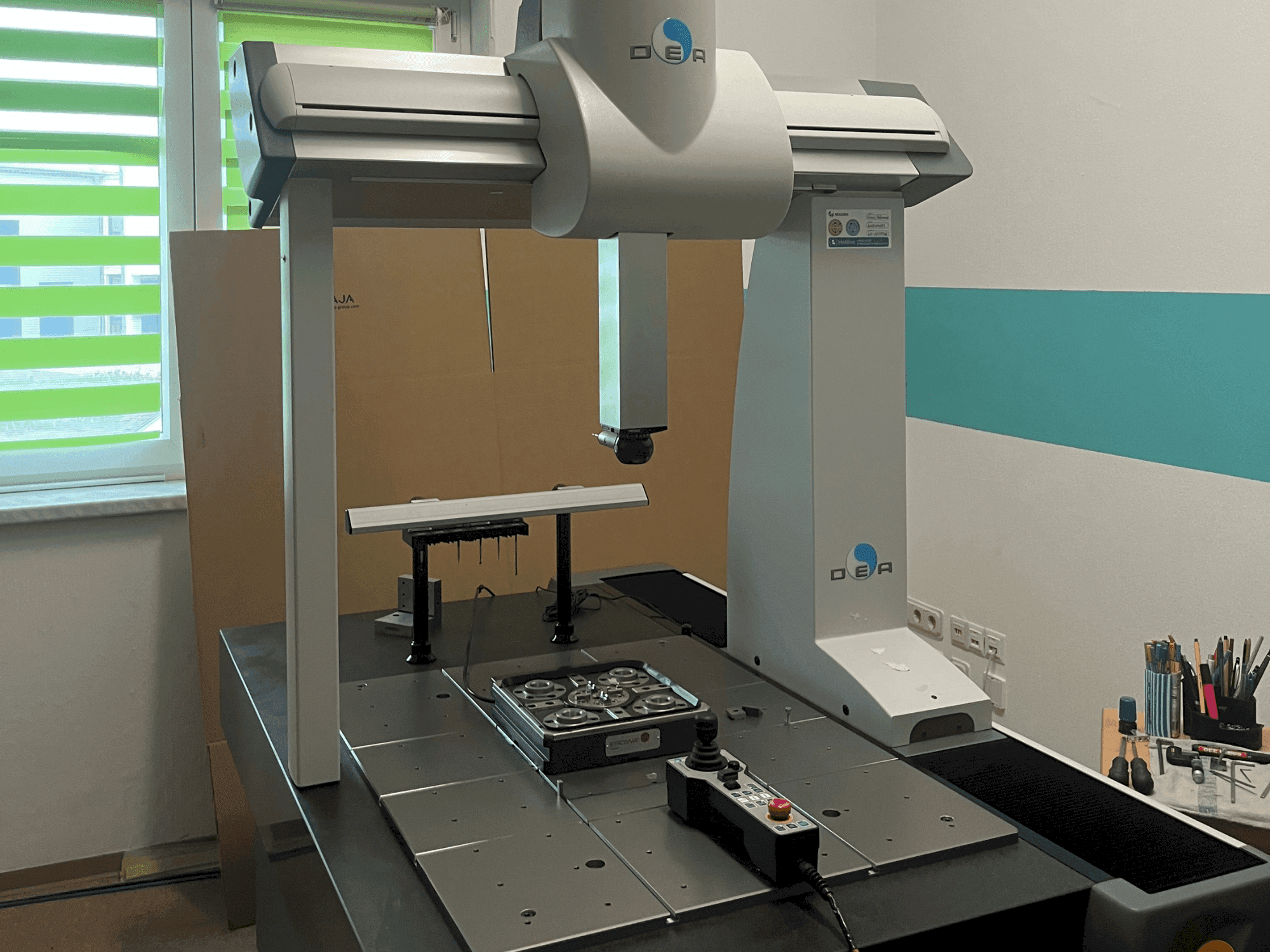 Frontansicht der Hexagon Global 07.10.07 Maschine