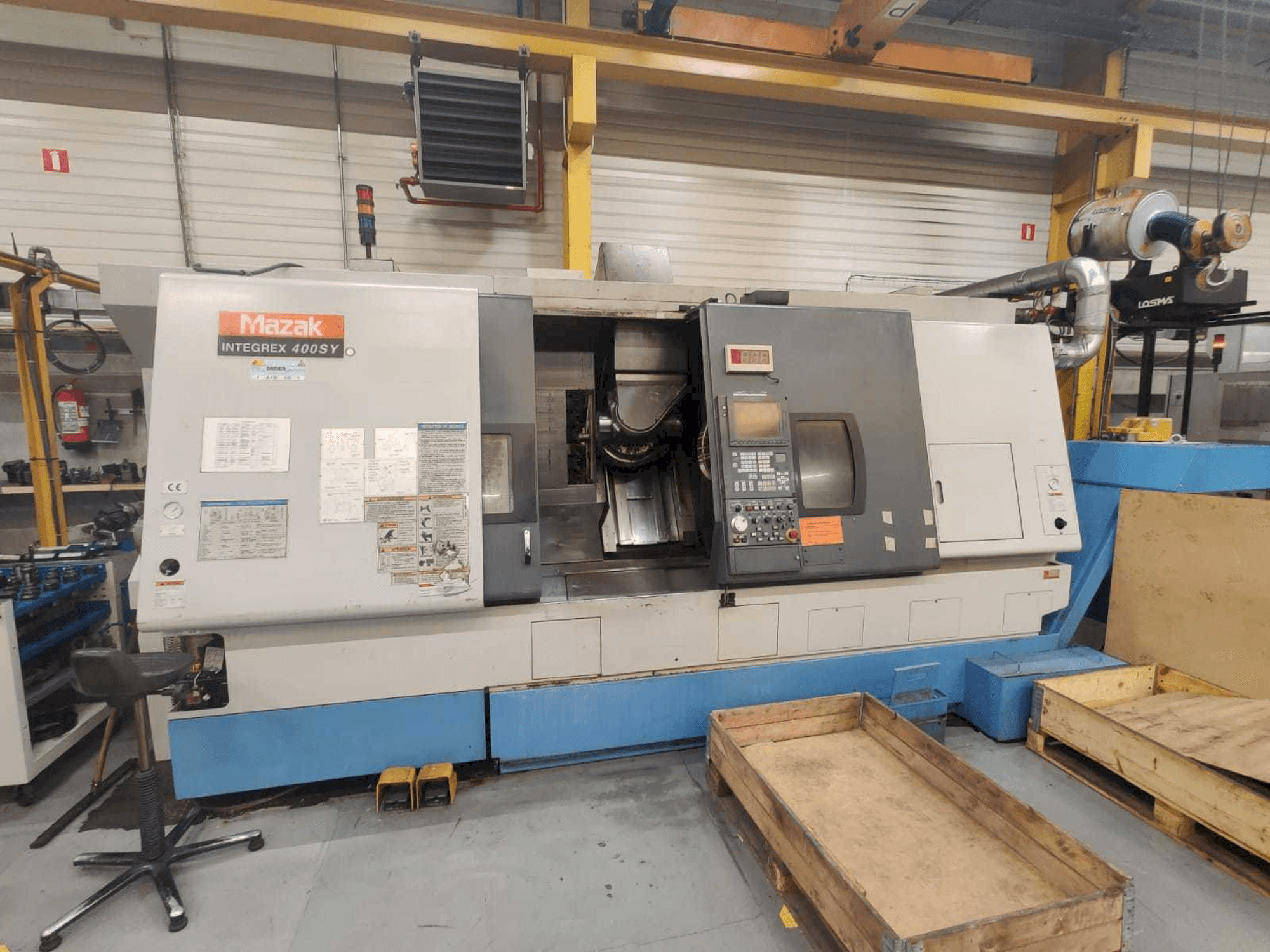 Frontansicht der Mazak INTEGREX 400SY Maschine