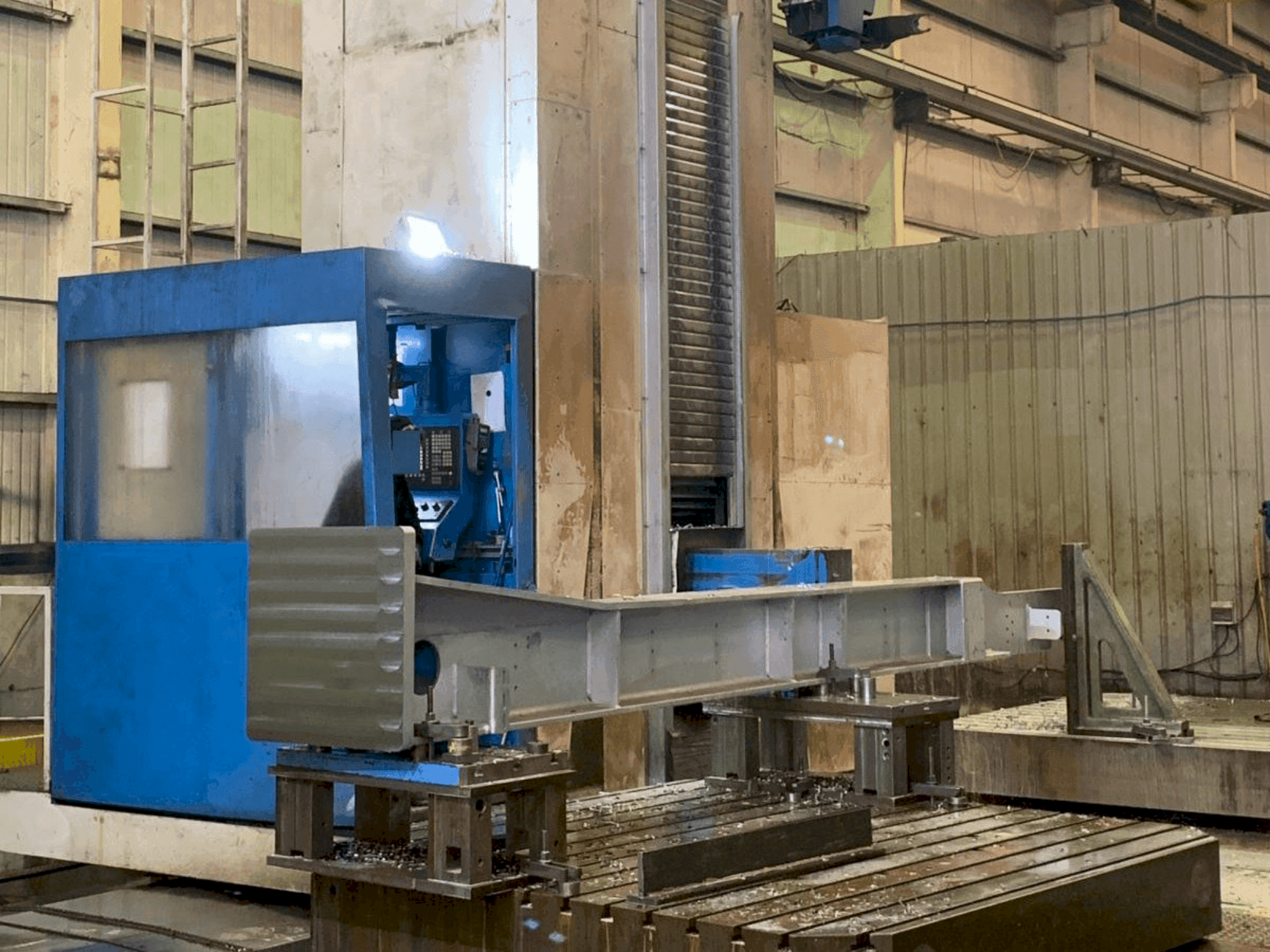 Frontansicht der CME MB-900 Maschine