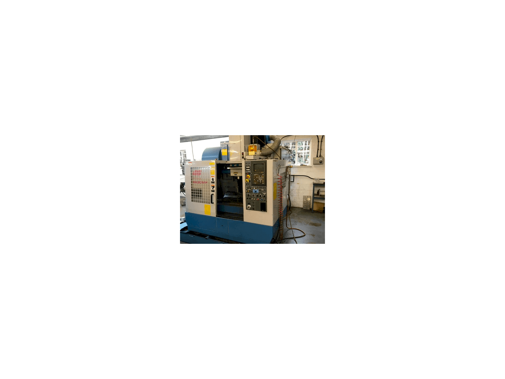 Frontansicht der Matsuura MC 600 VF Maschine