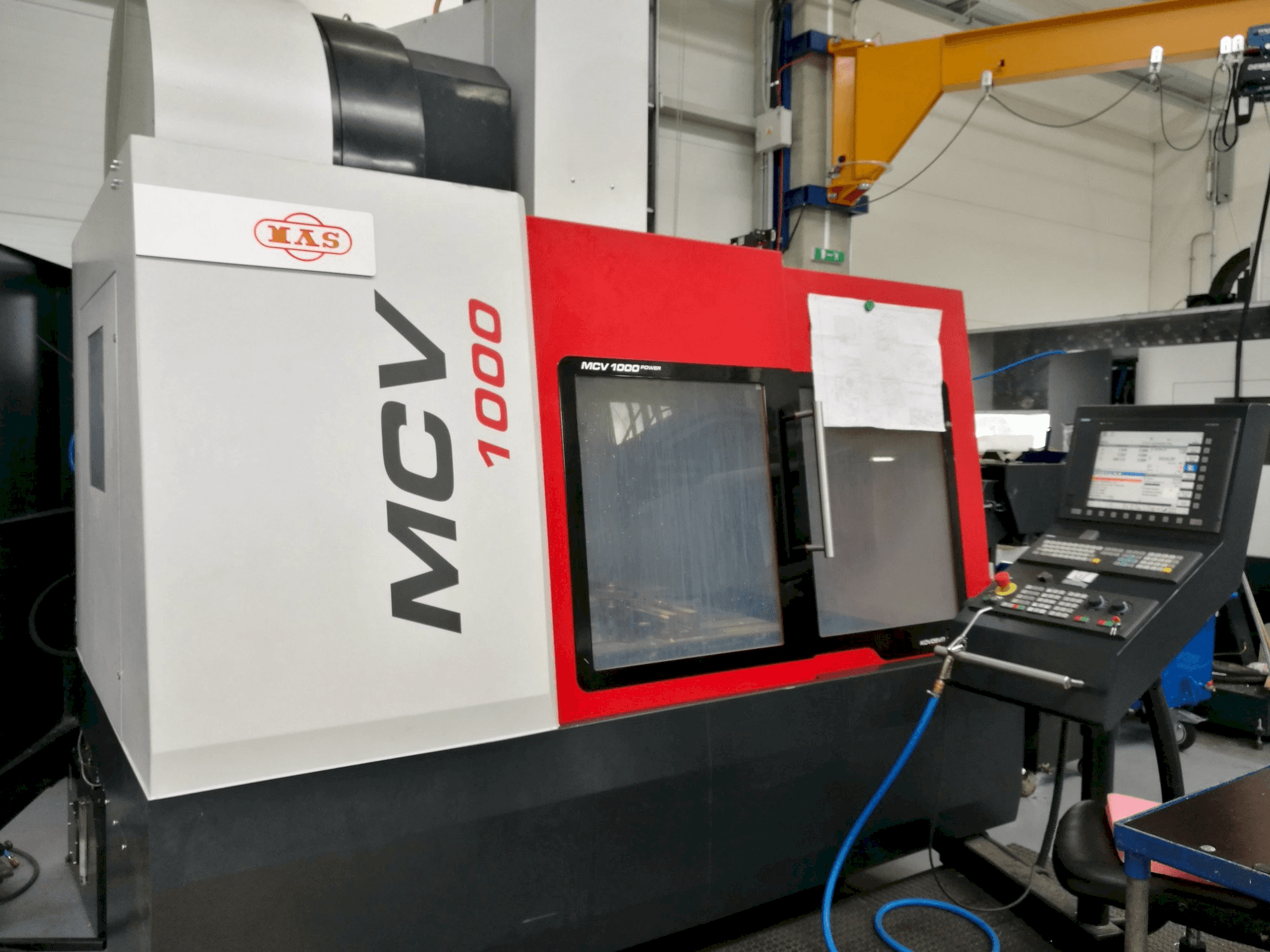 Frontansicht der KOVOSVIT MAS MCV 1000 Power Maschine