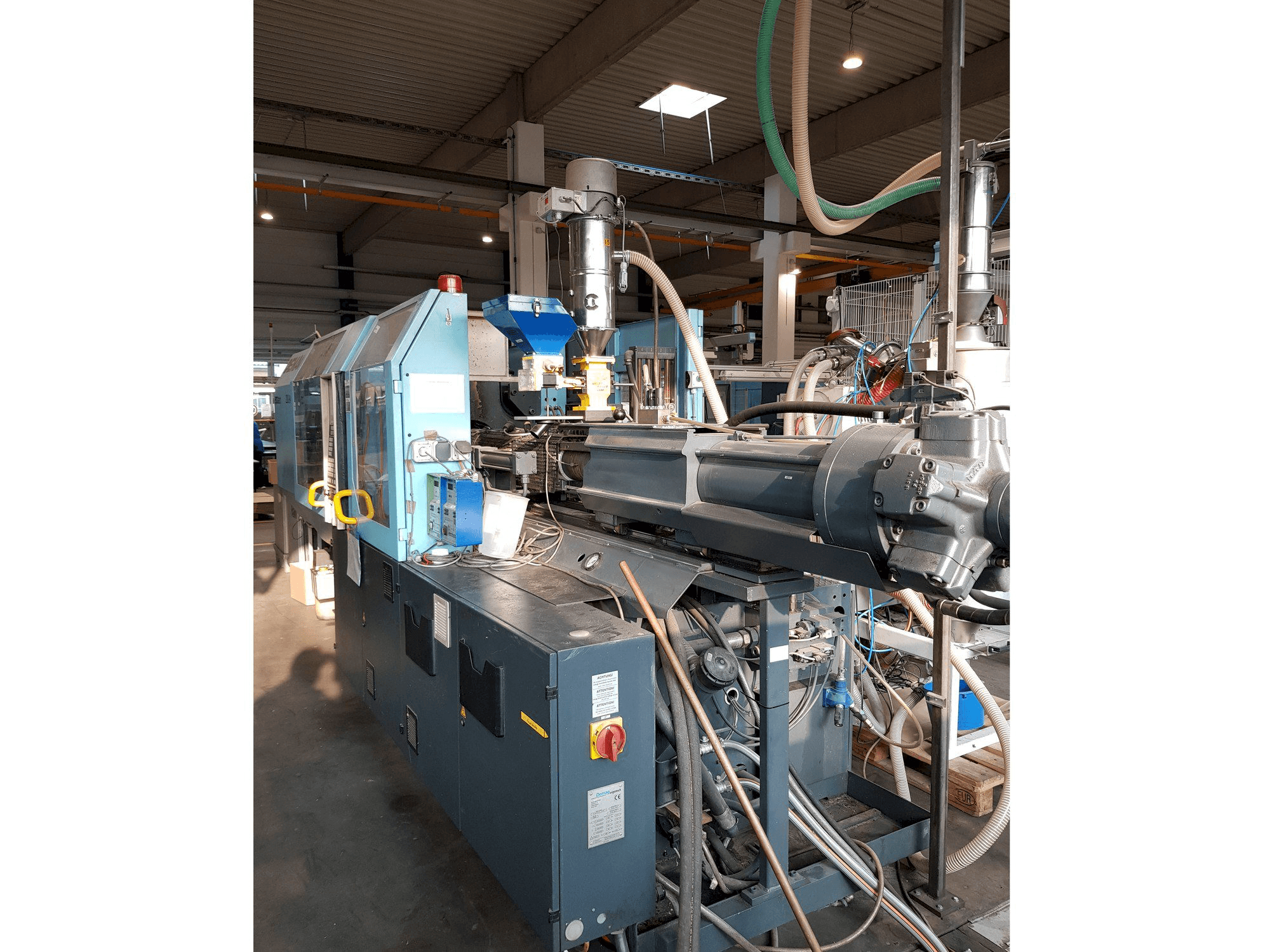 Frontansicht der DEMAG Ergotech viva 2000-840 Maschine