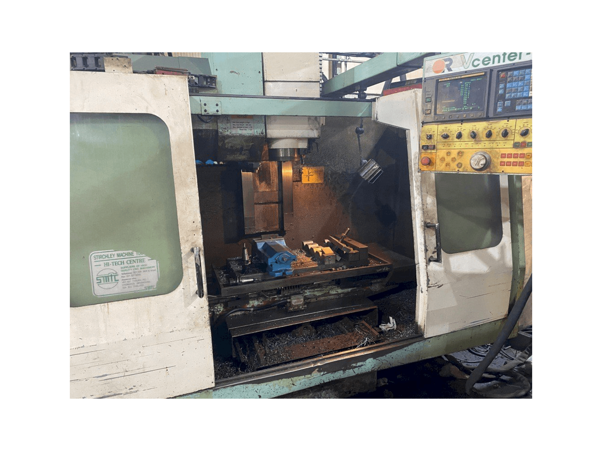 Frontansicht der Victor V Centre-80 Maschine