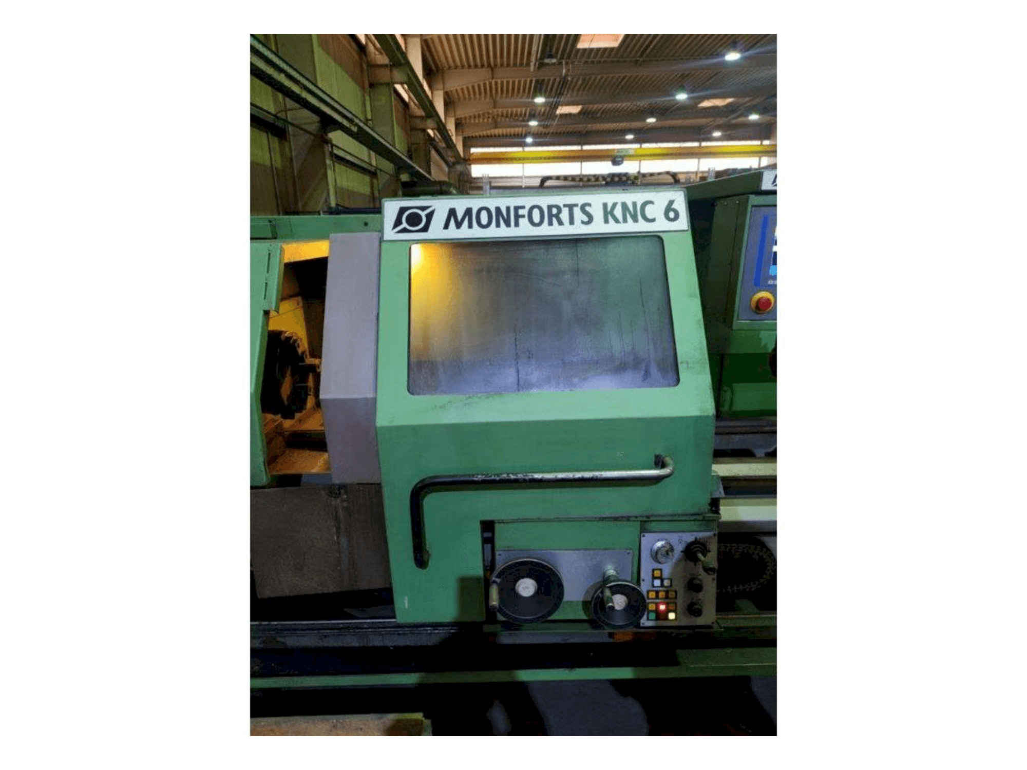 Frontansicht der Monforts KNC6 x 2000 Maschine