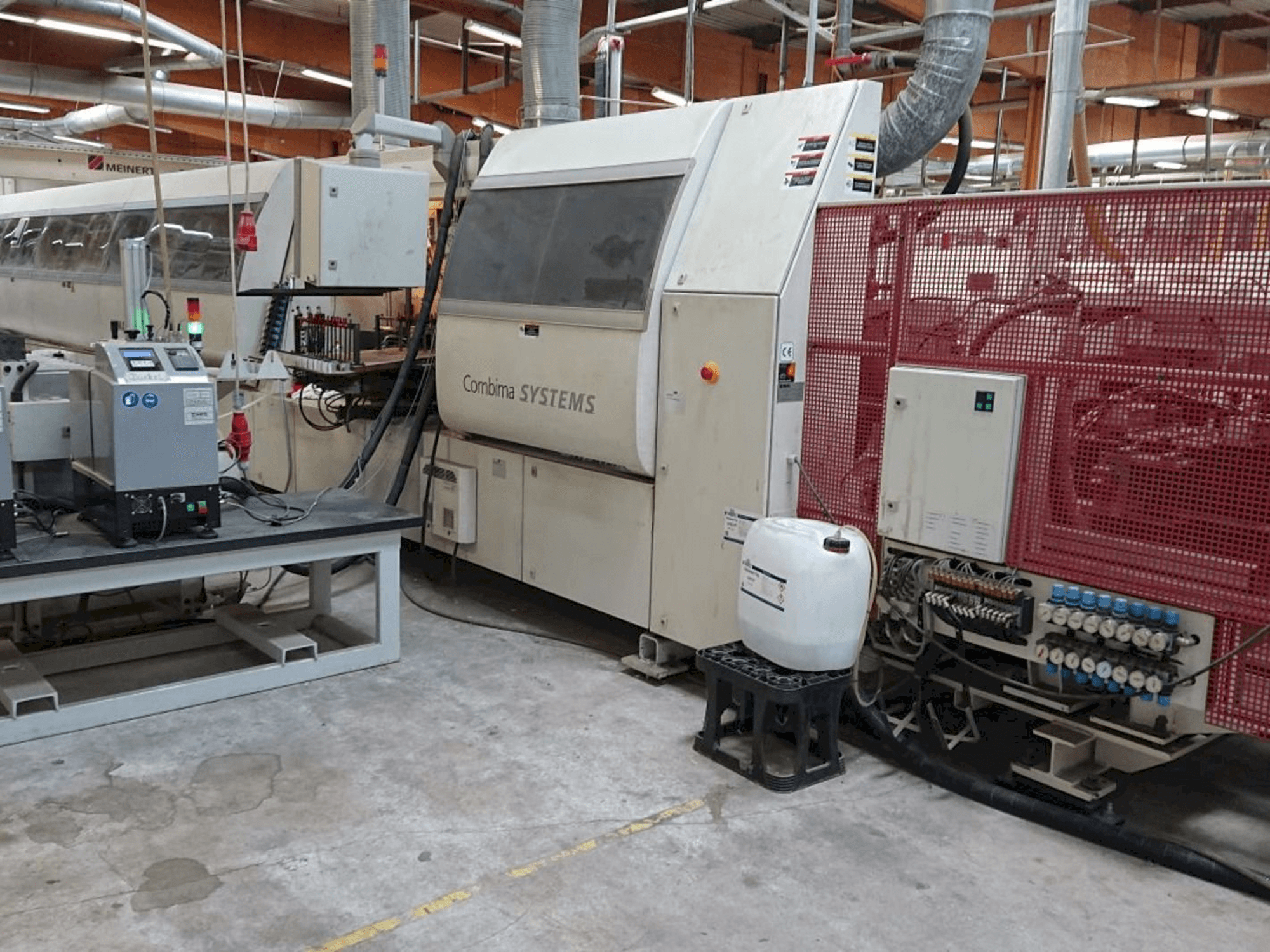 Frontansicht der IMA Combima Systems / I/R751220/R3 Maschine