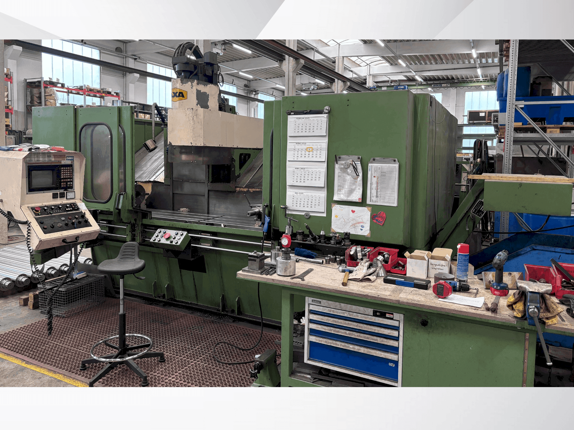 Frontansicht der AXA VSC 2 M Maschine