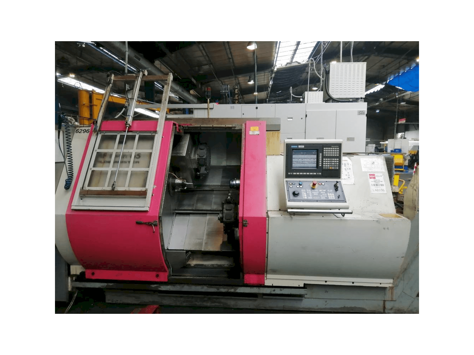 Frontansicht der Gildemeister MF twin 65 Maschine