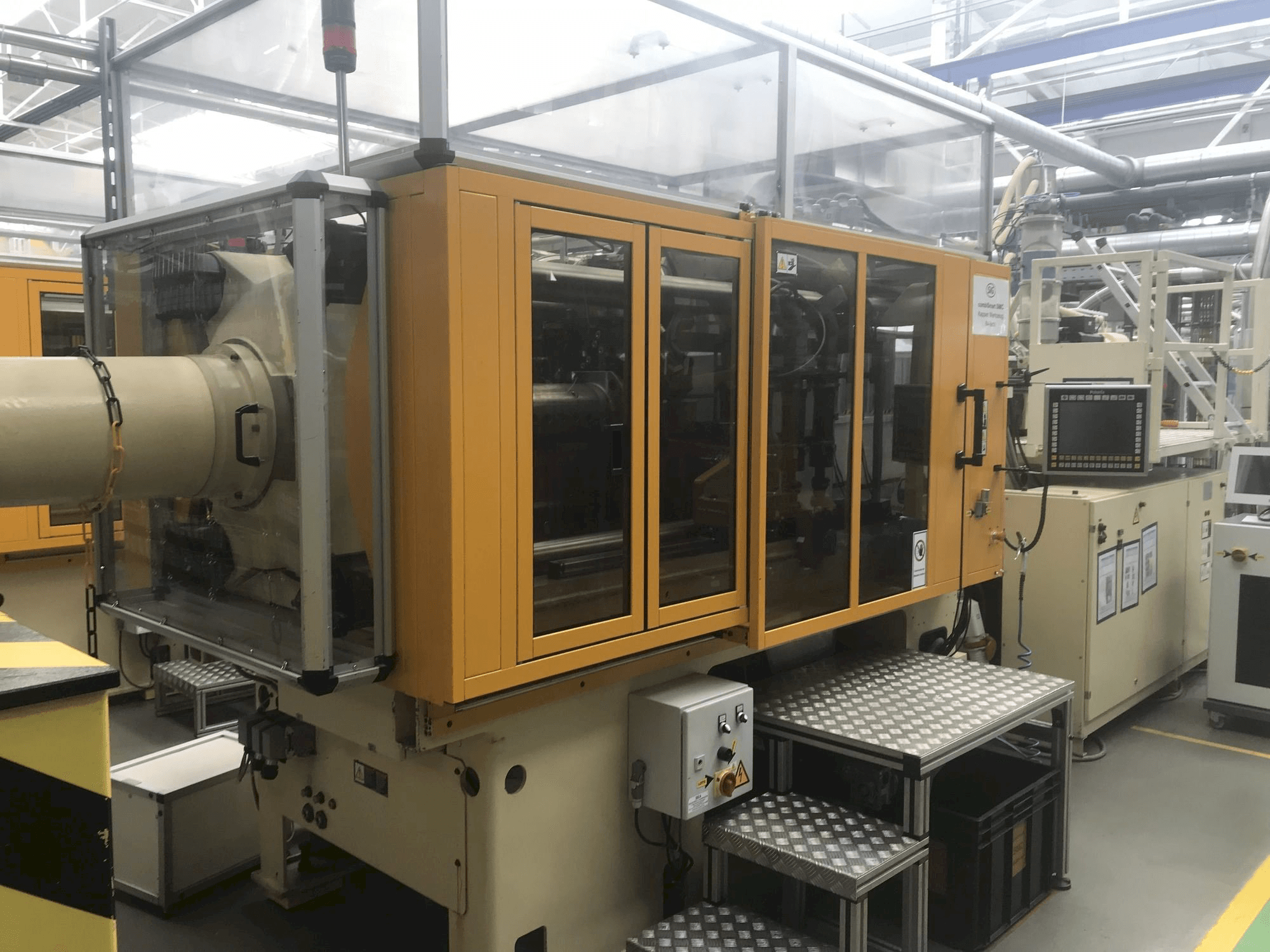 Frontansicht der Husky H225 RS 55/50 Maschine