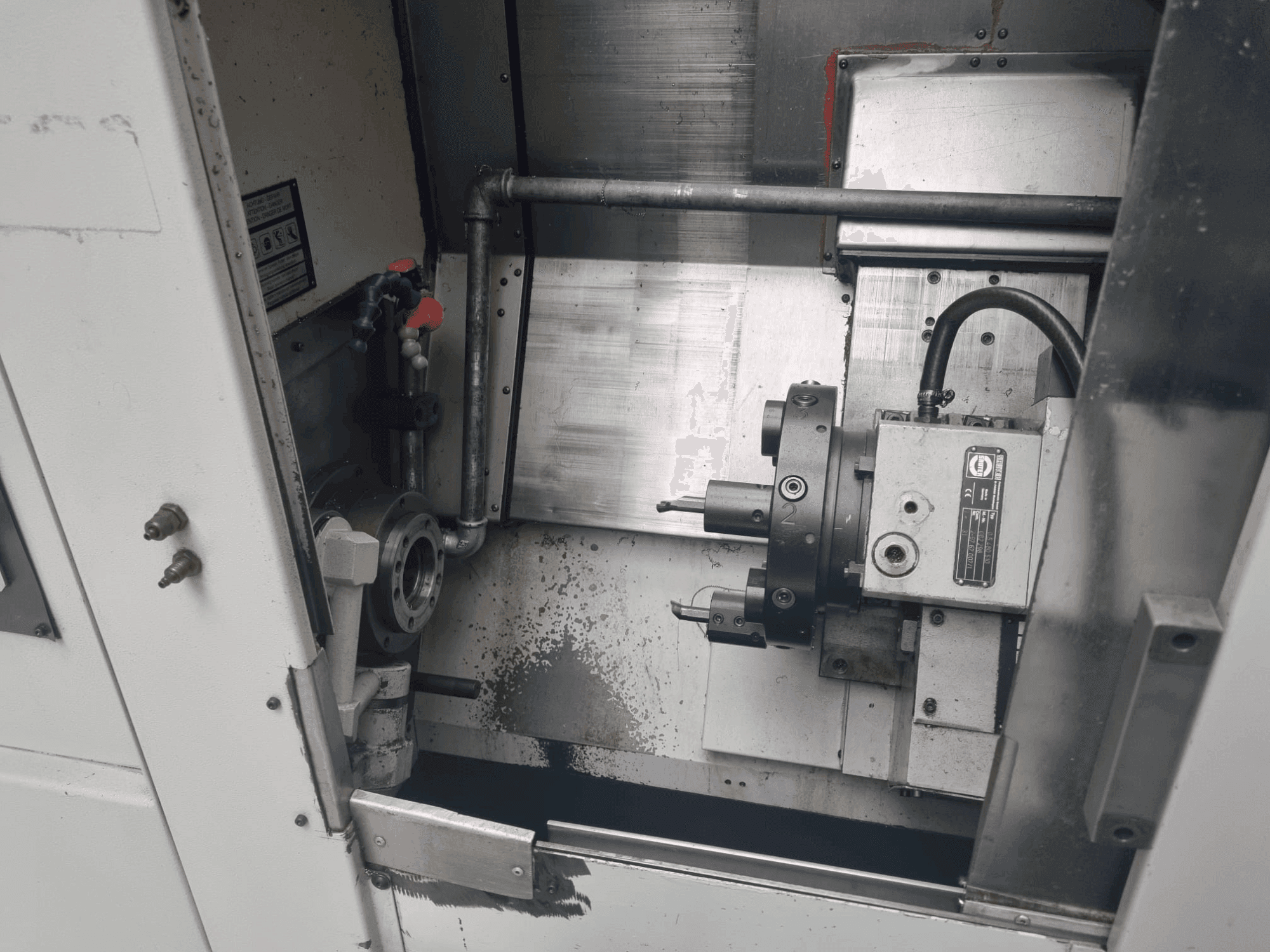 Frontansicht der SPINNER TC-32MC Maschine