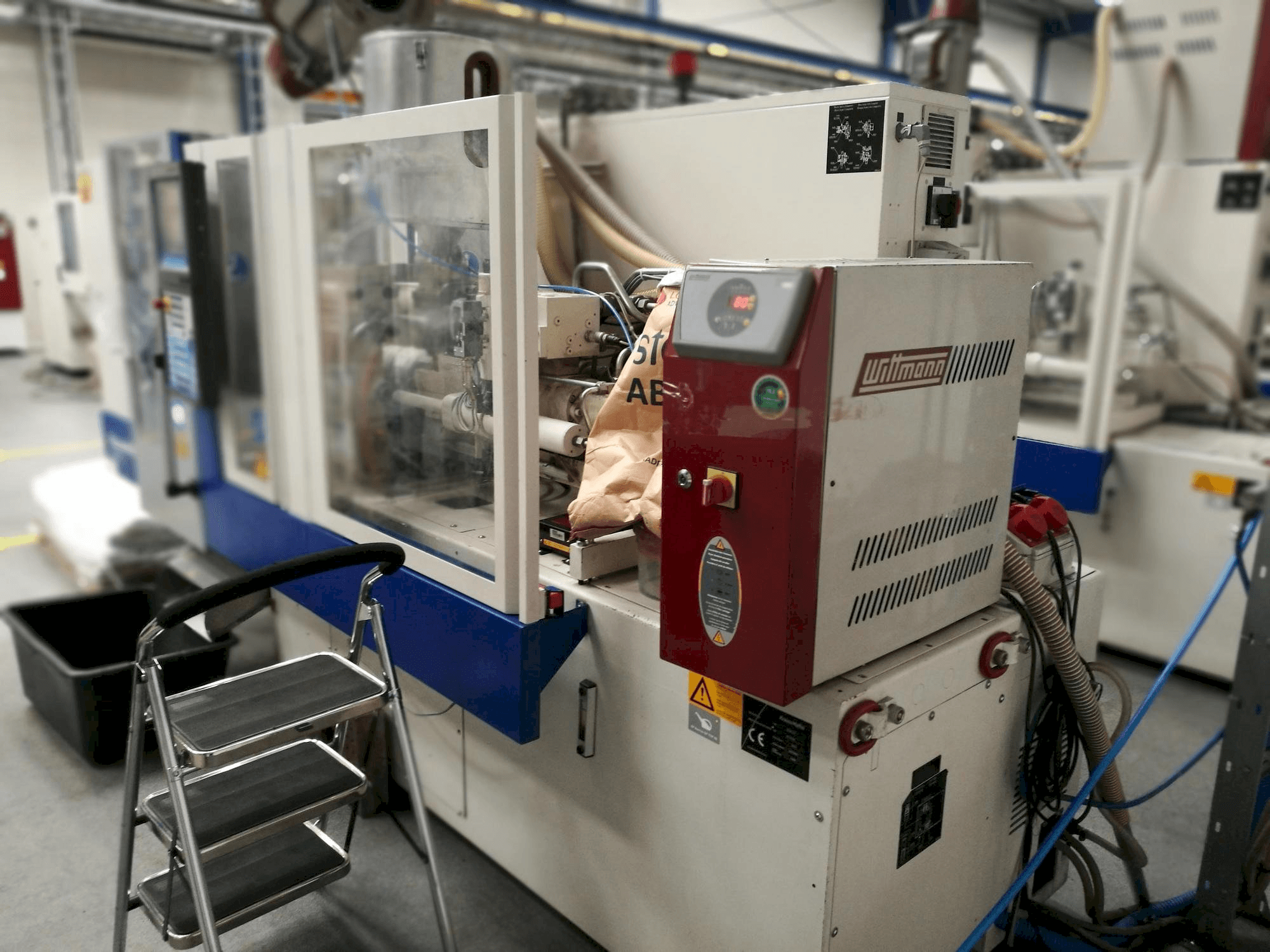 Frontansicht der Krauss Maffei KM 35-55 CX Maschine