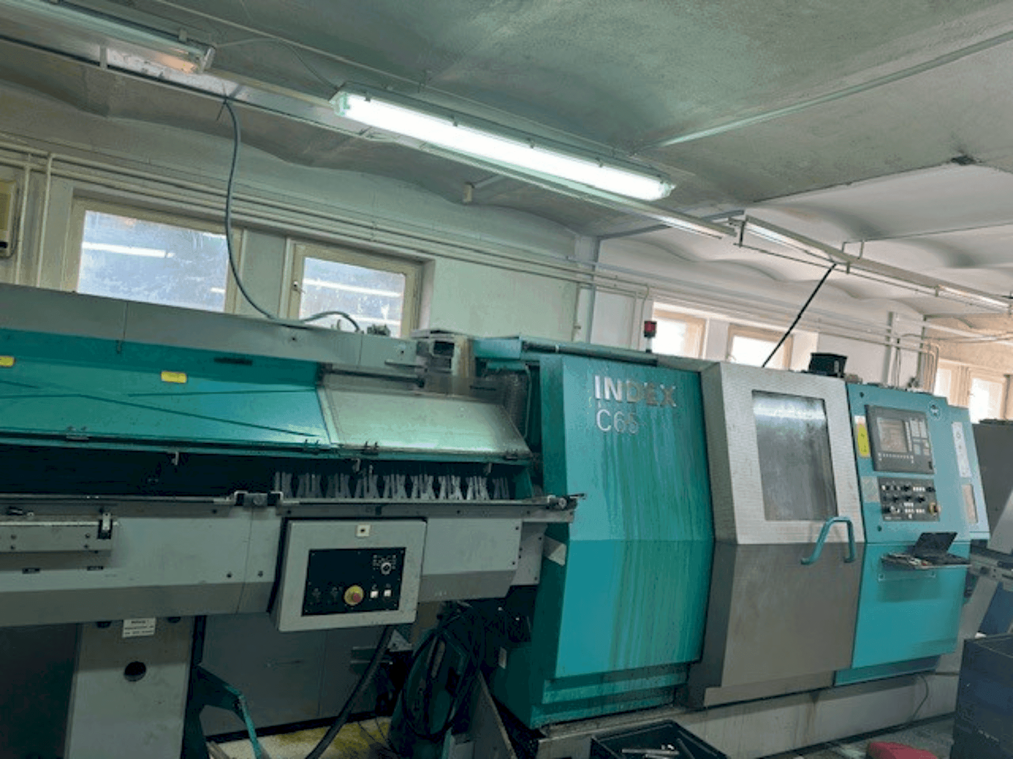 Frontansicht der Index C65 Maschine