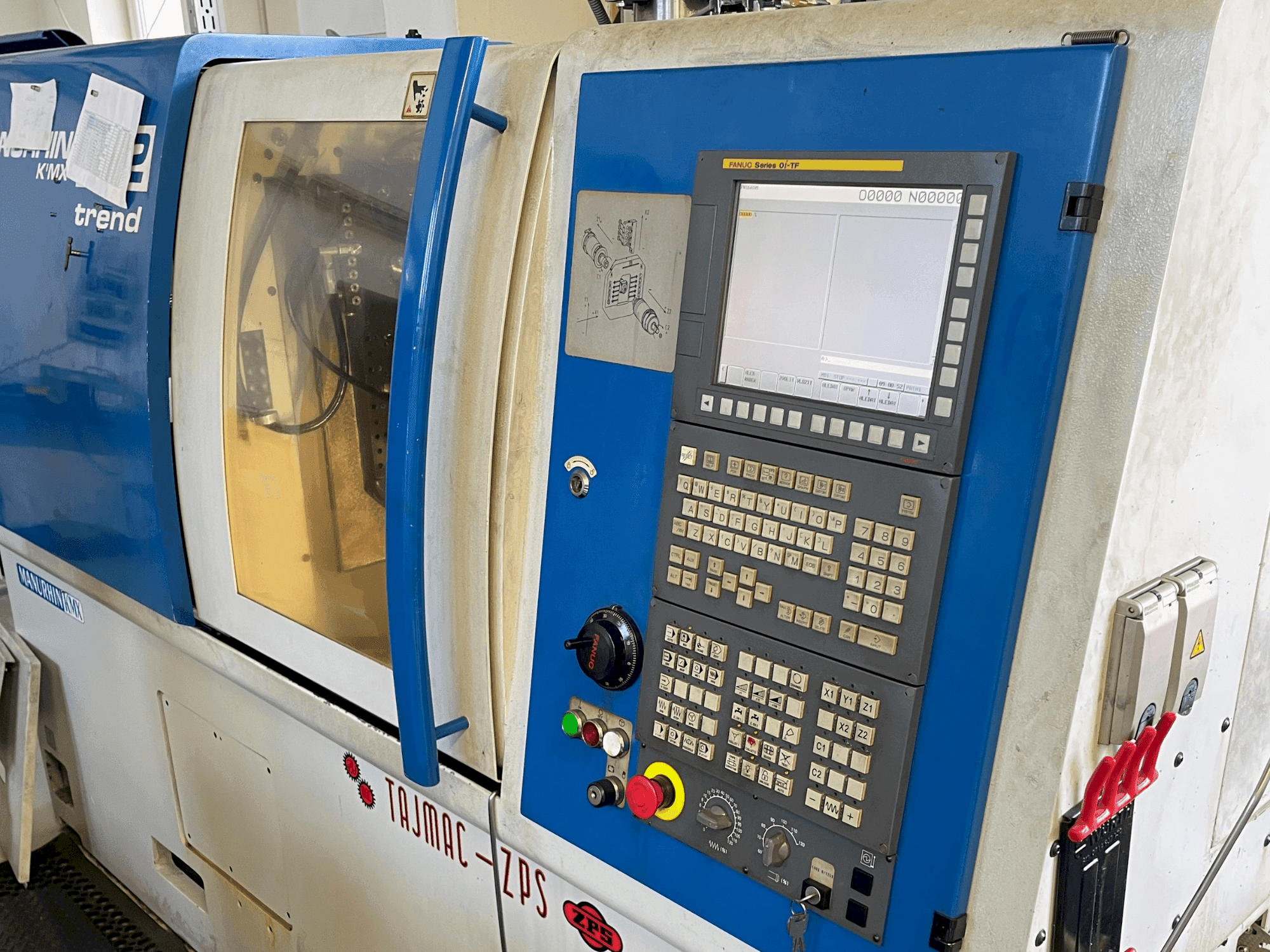 Frontansicht der Manurhin K'MX 532 TREND Maschine