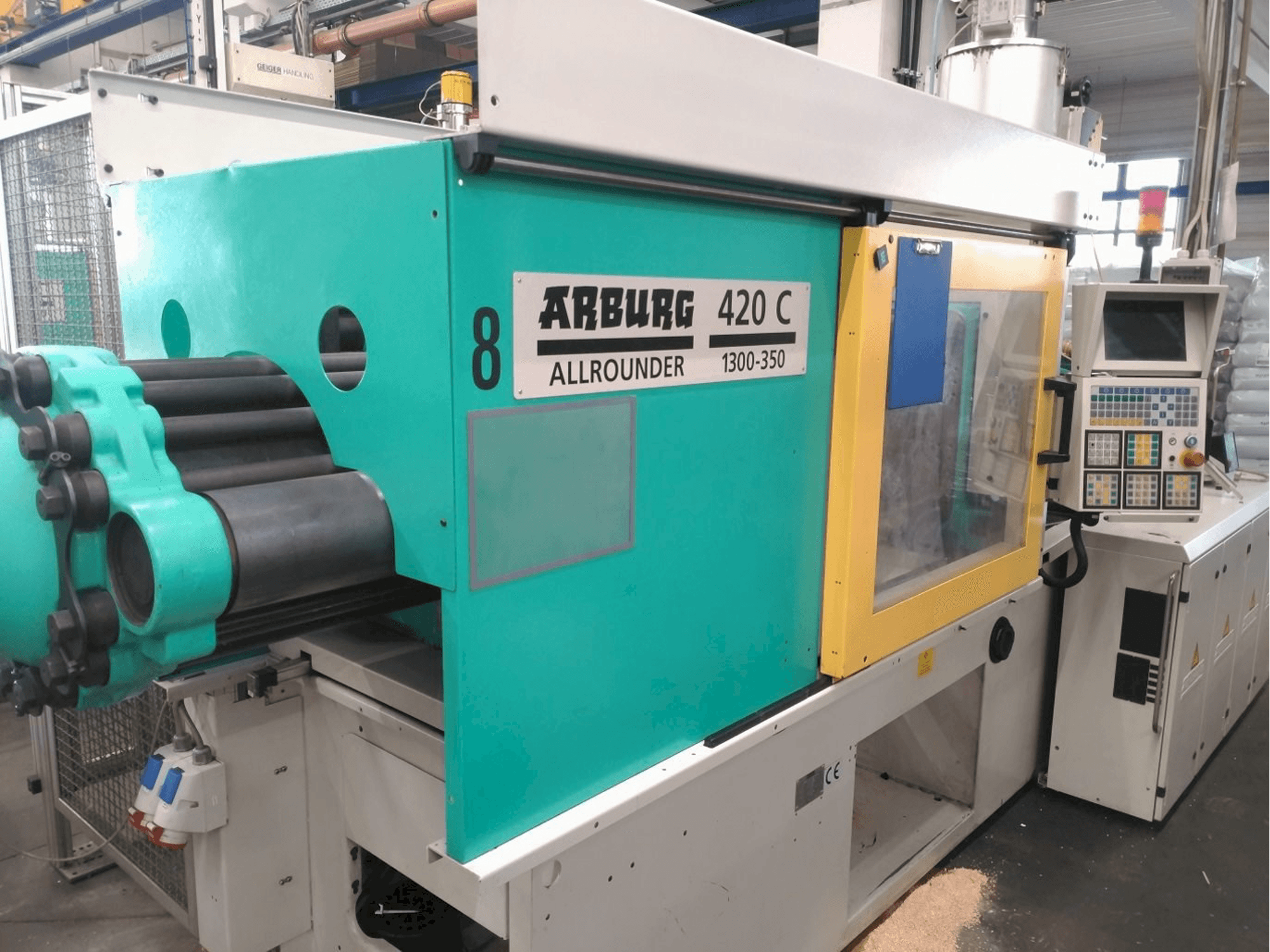 Frontansicht der Arburg 420 C 1300-350 Maschine