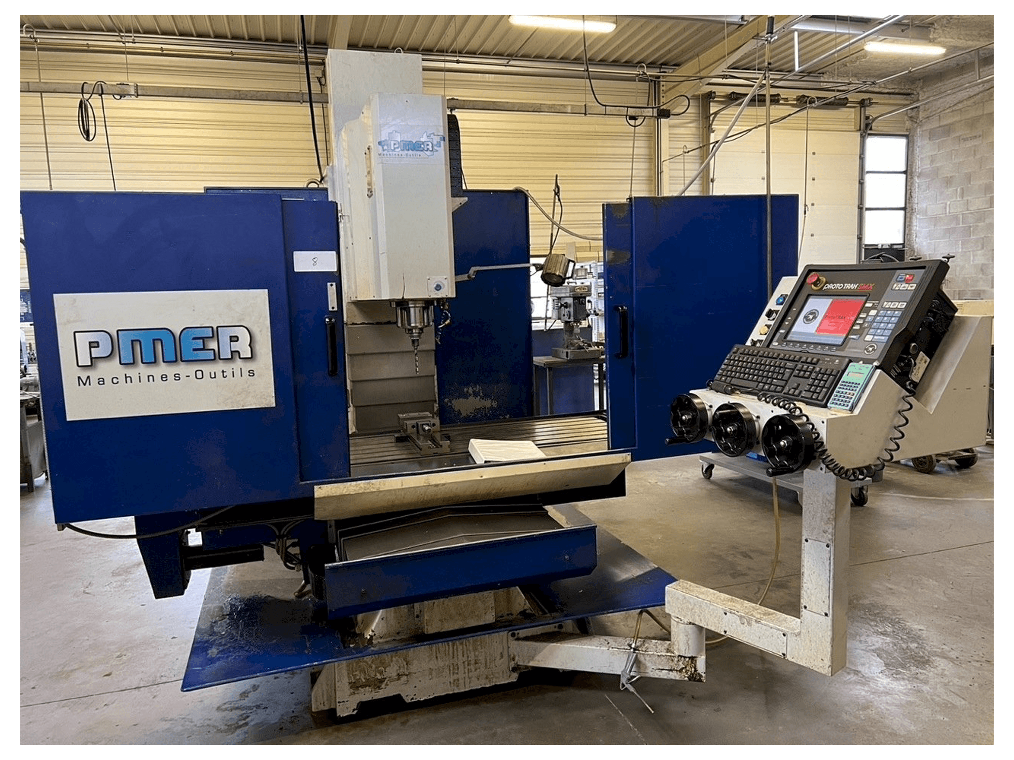 Frontansicht der PMER S-2473 Maschine