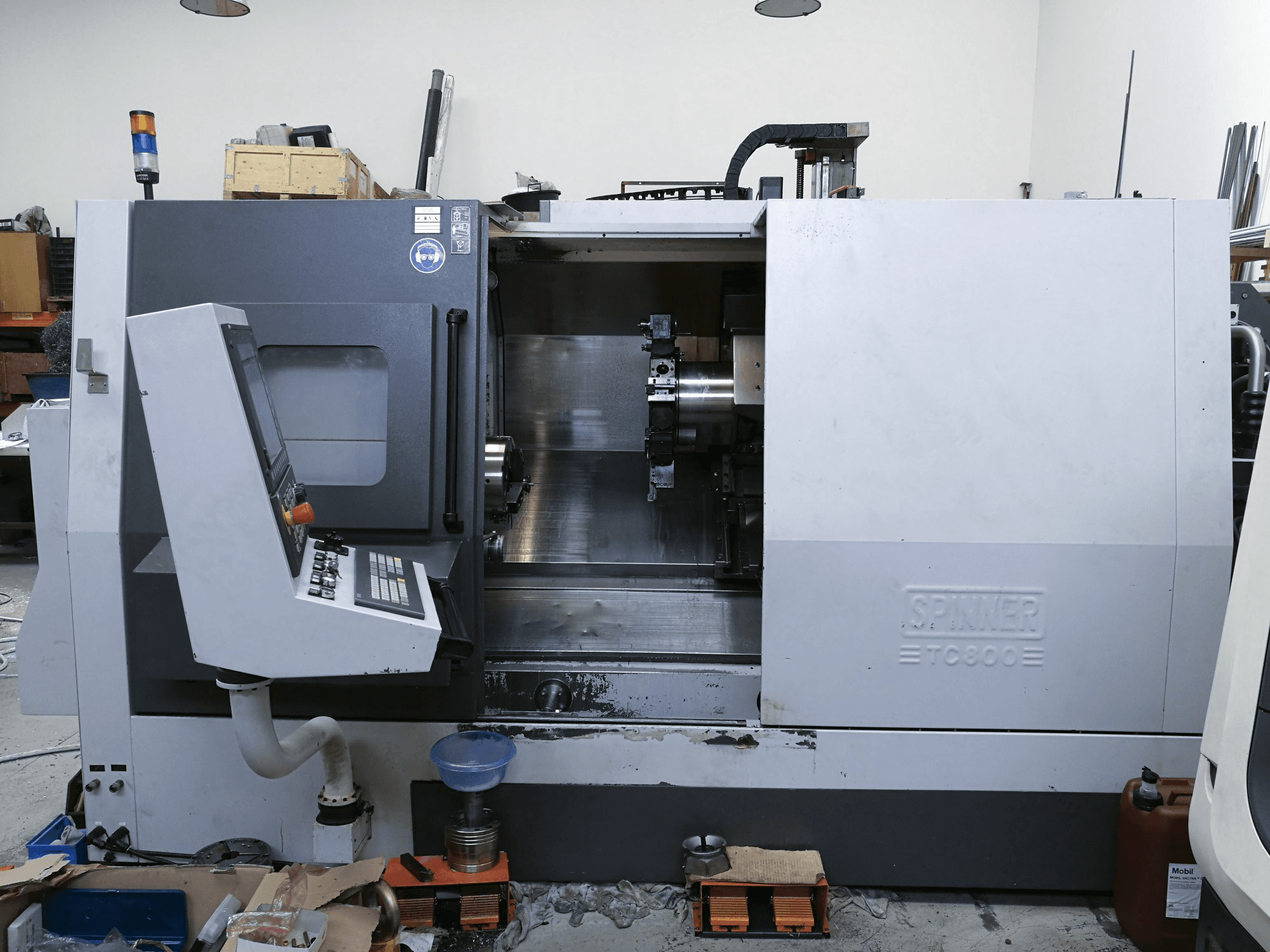 Frontansicht der SPINNER TC80077 SMCY Maschine
