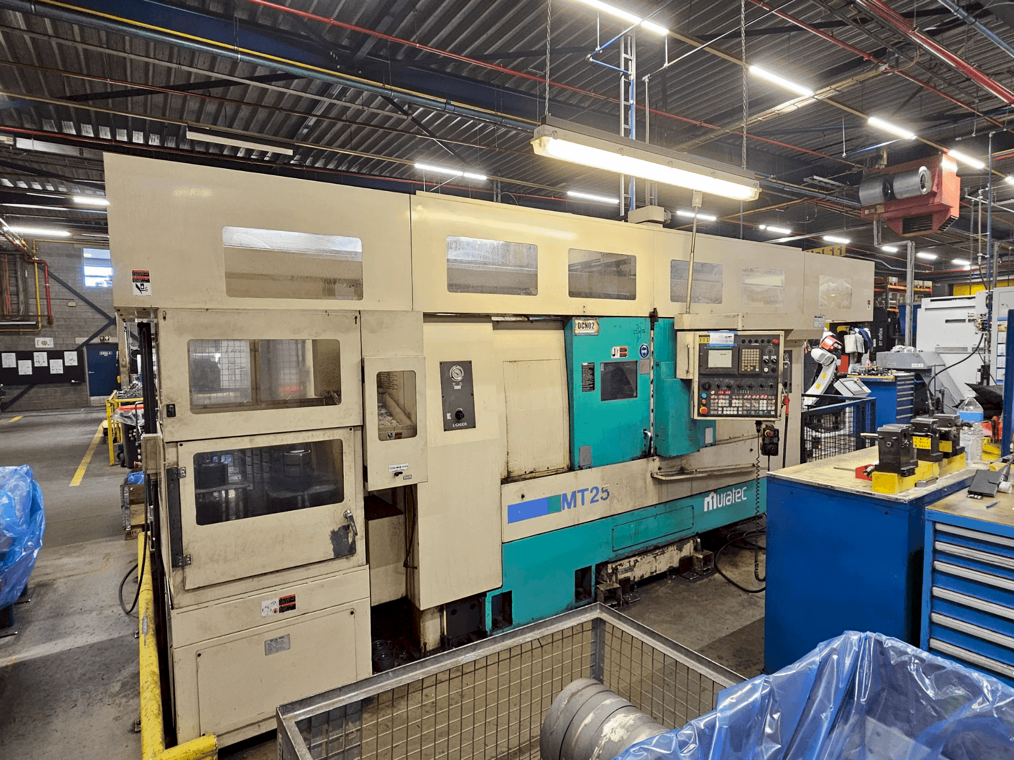 Frontansicht der Muratec MT25 Maschine